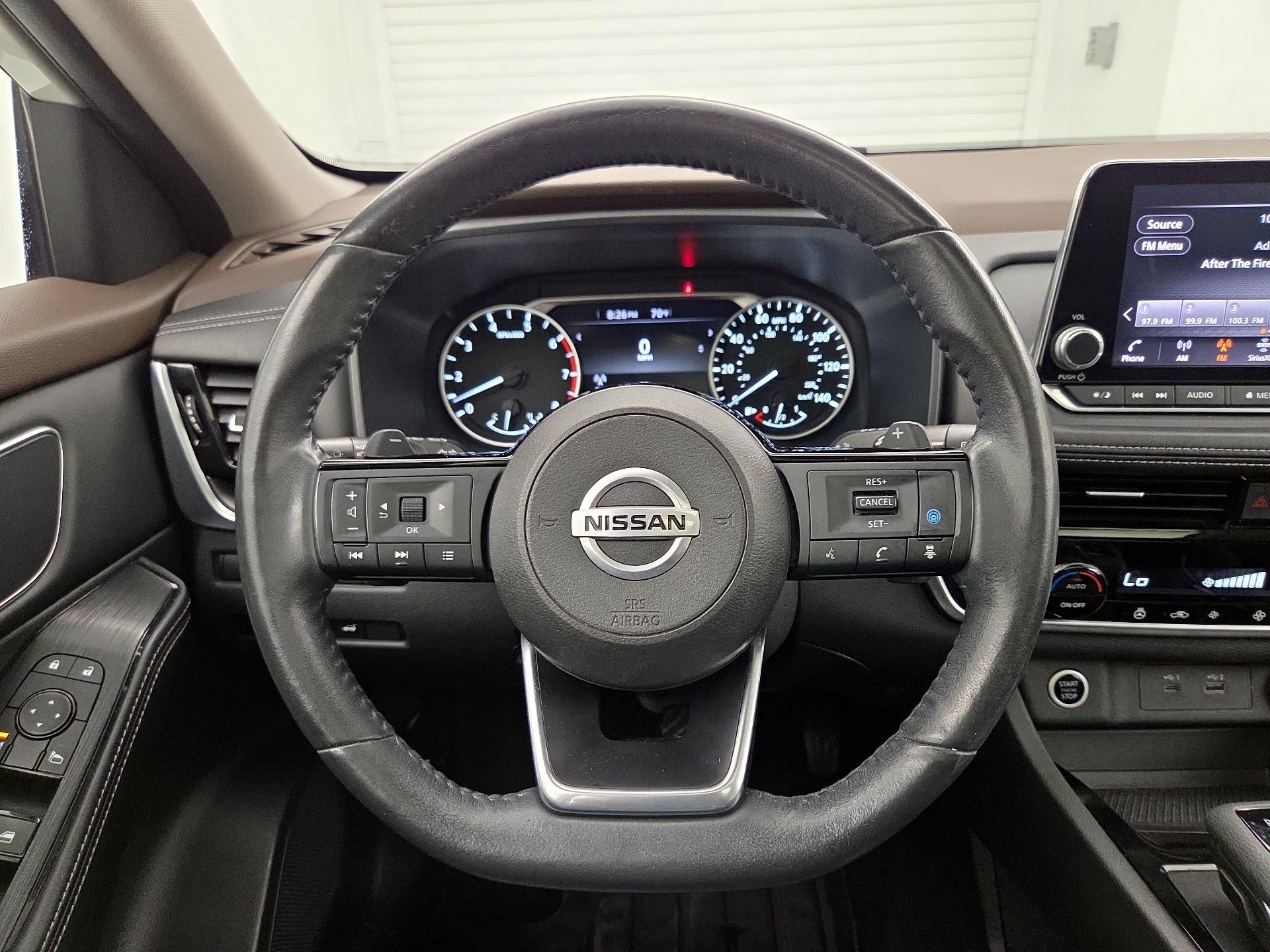 Thumbnail: 2021 Nissan Rogue - 10