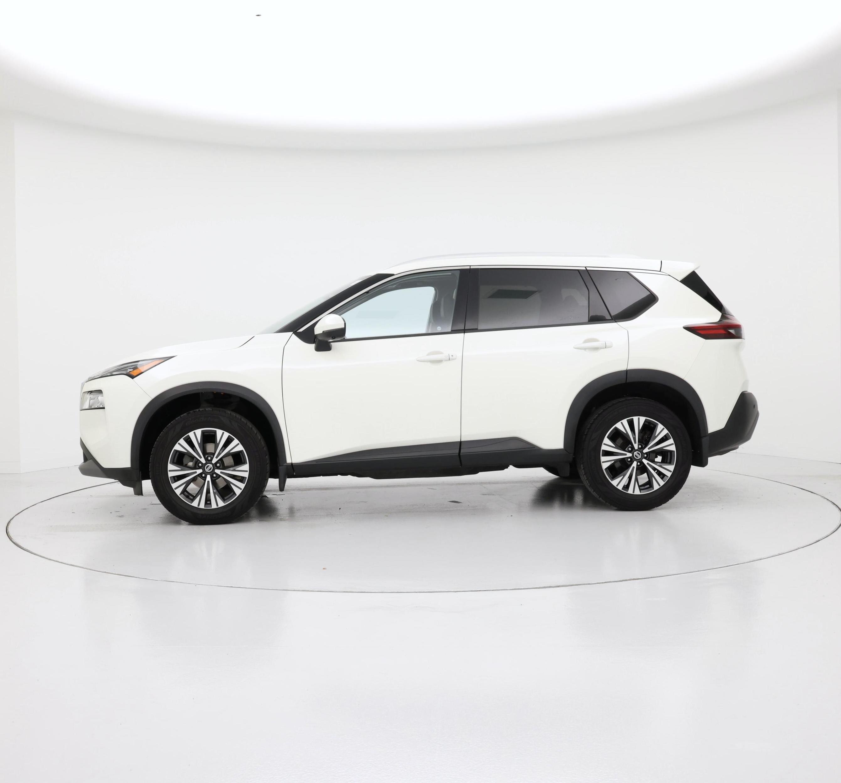 Thumbnail: 2021 Nissan Rogue - 3