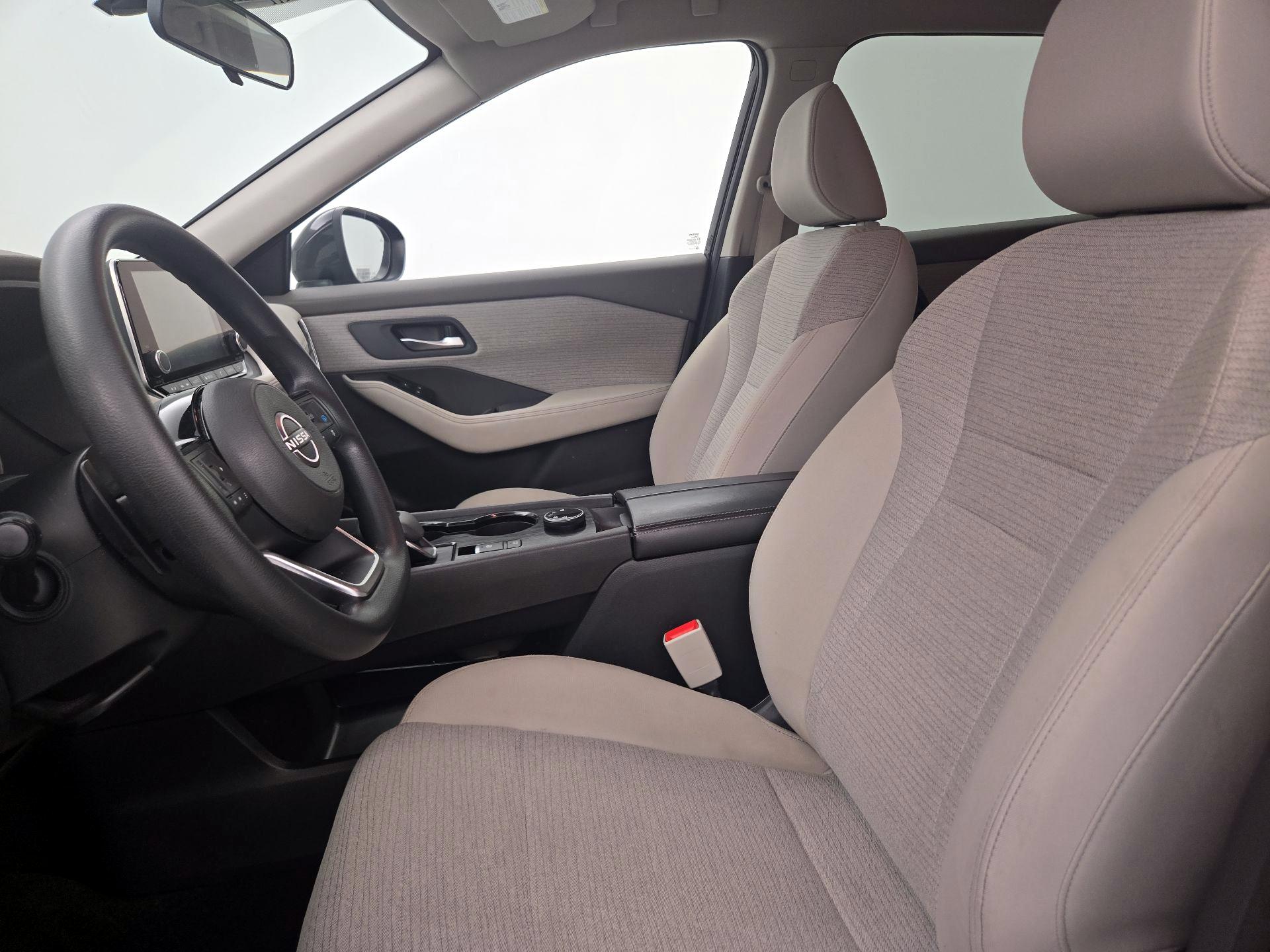 Thumbnail: 2023 Nissan Rogue - 11