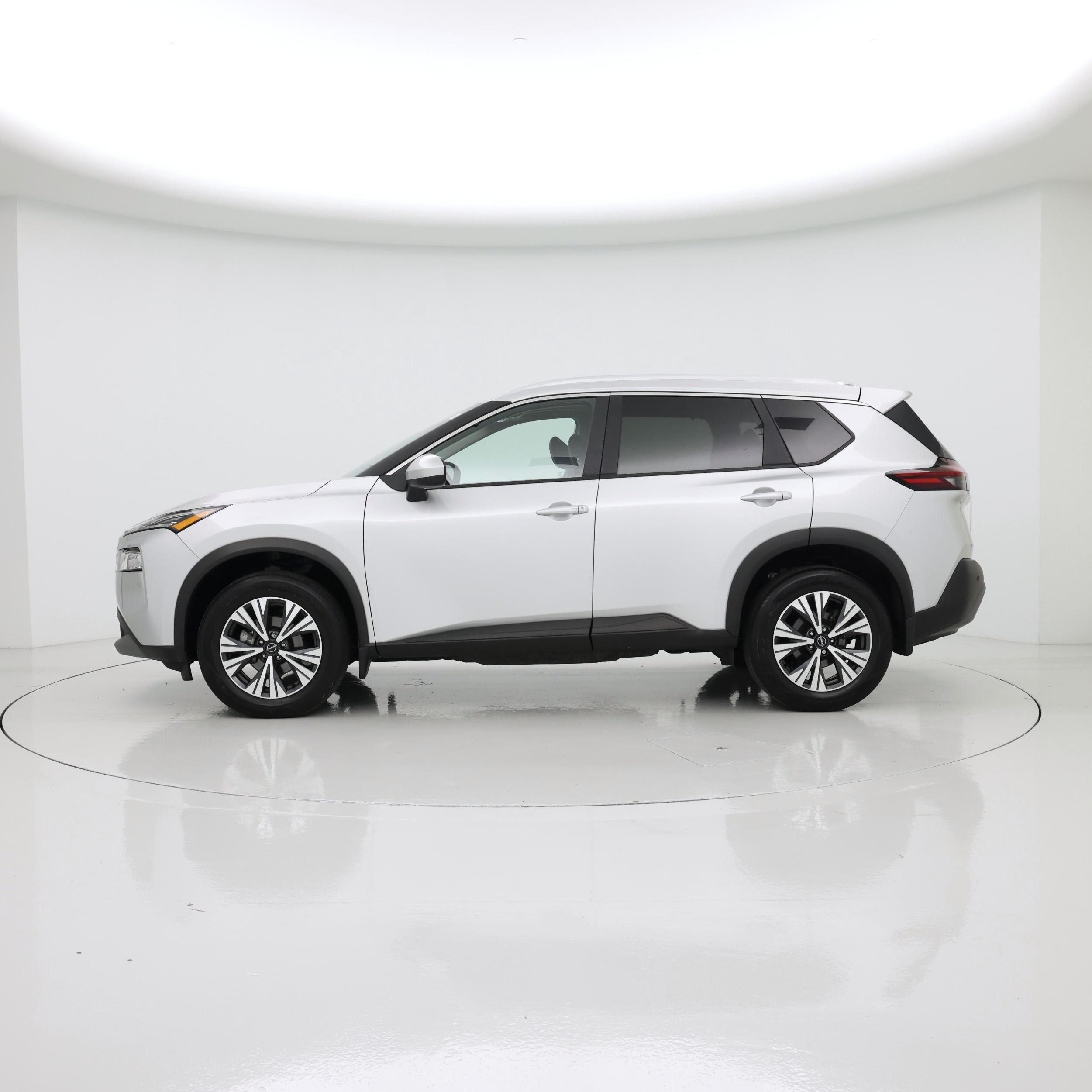 Thumbnail: 2023 Nissan Rogue - 3