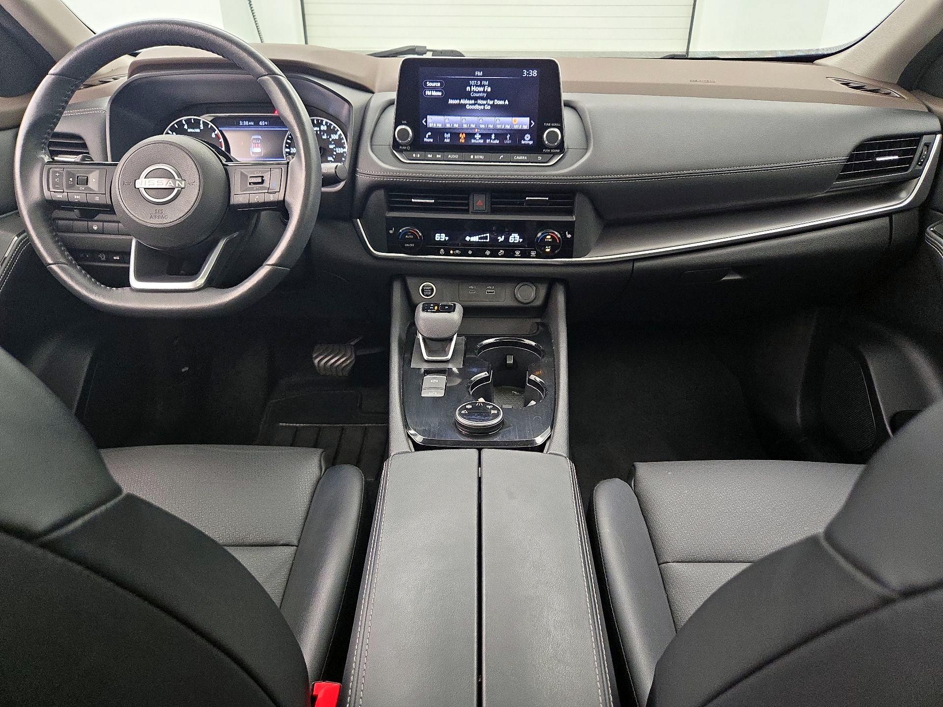 Thumbnail: 2023 Nissan Rogue - 9