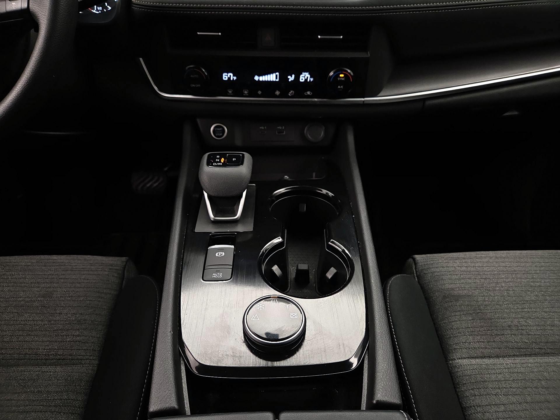 Thumbnail: 2023 Nissan Rogue - 17