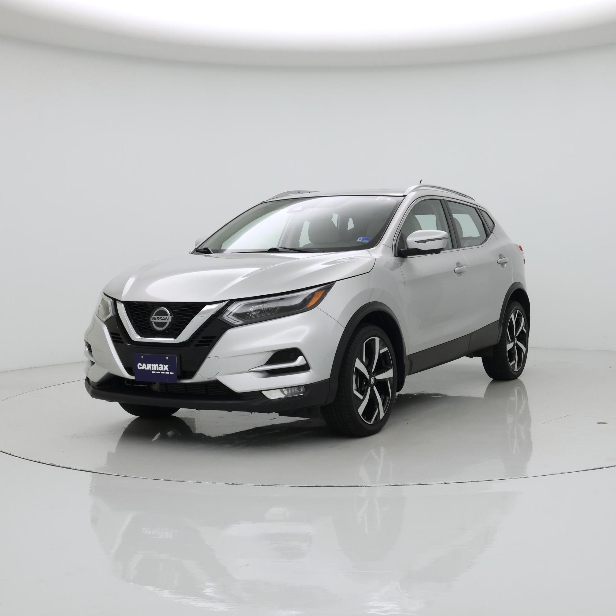 Thumbnail: 2022 Nissan Rogue Sport - 4
