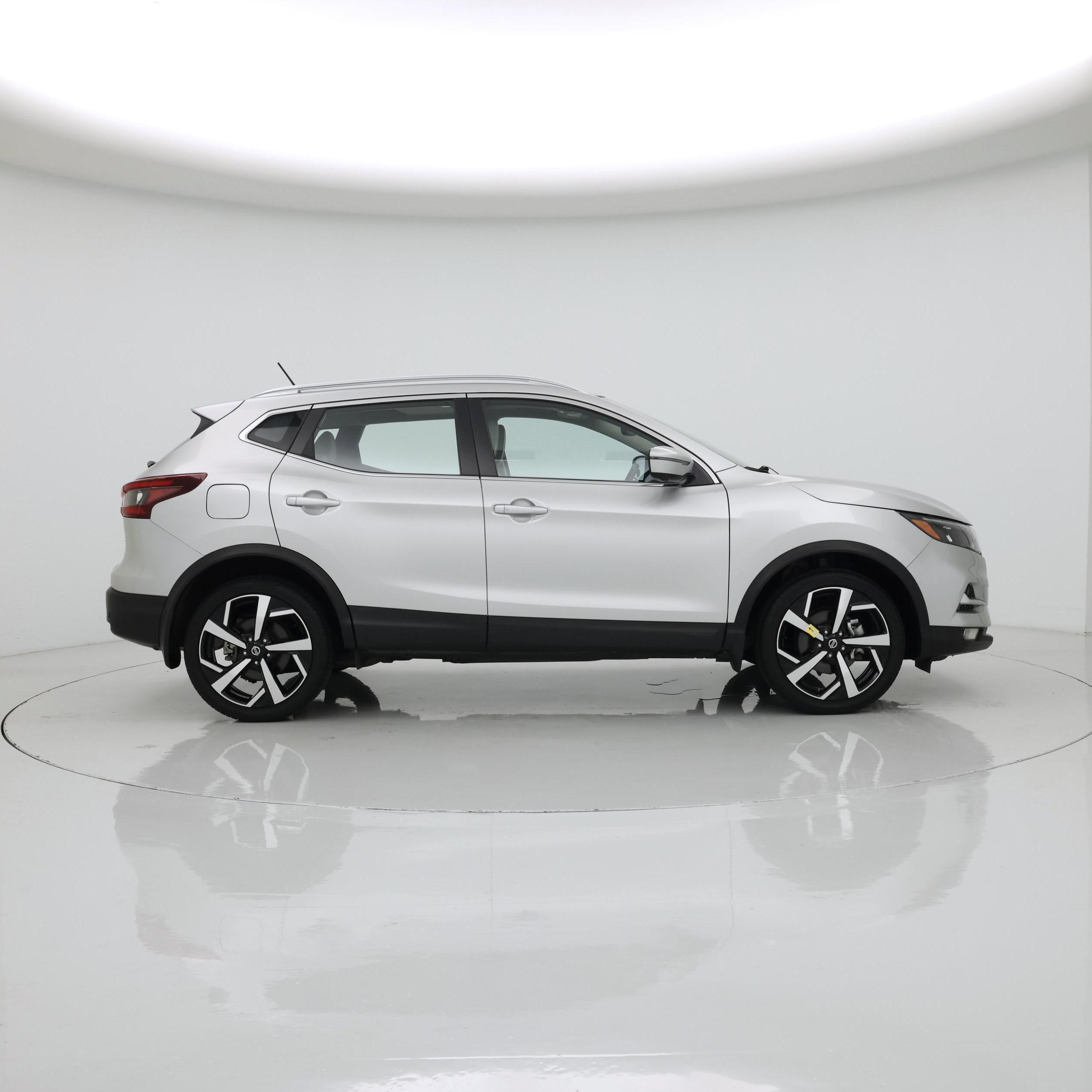 Thumbnail: 2022 Nissan Rogue Sport - 7