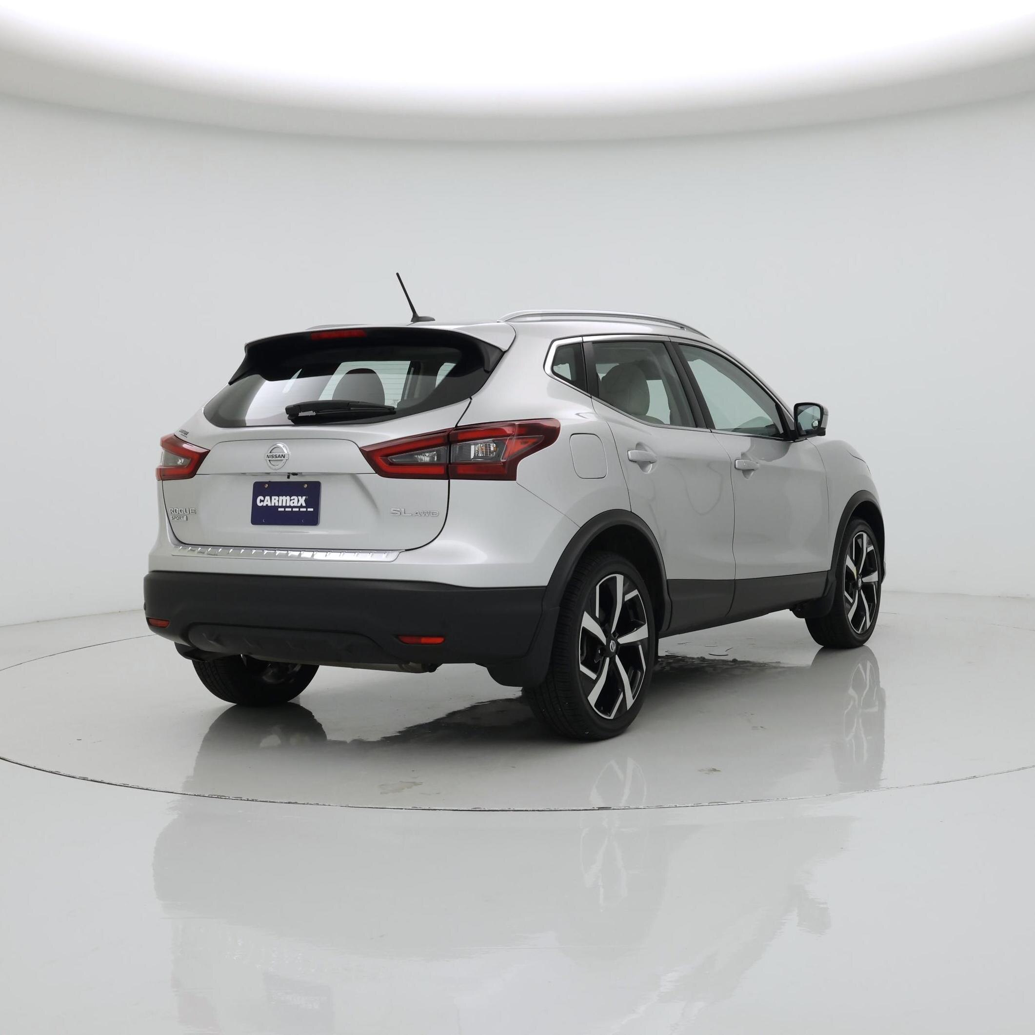 Thumbnail: 2022 Nissan Rogue Sport - 8