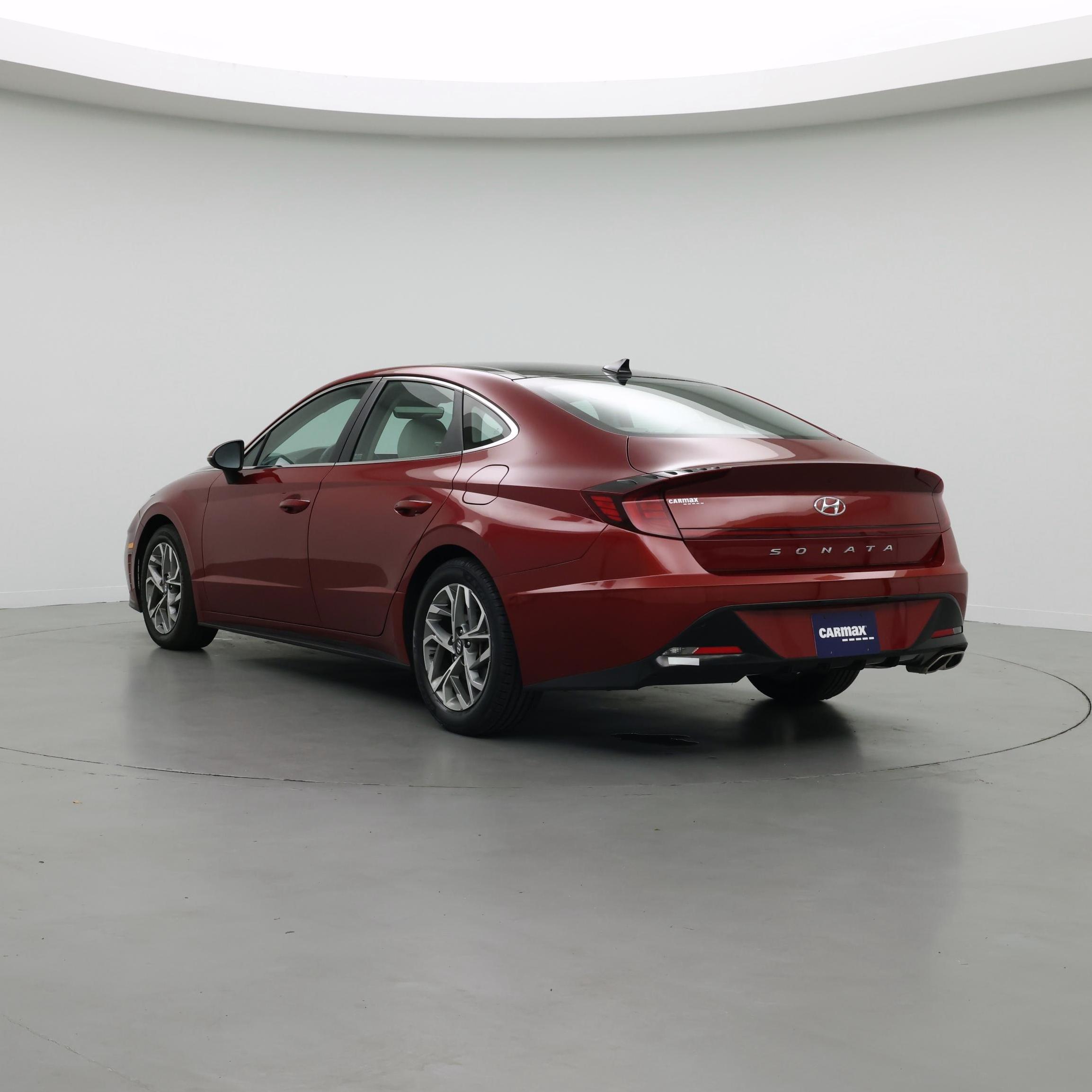 Thumbnail: 2023 Hyundai Sonata - 2