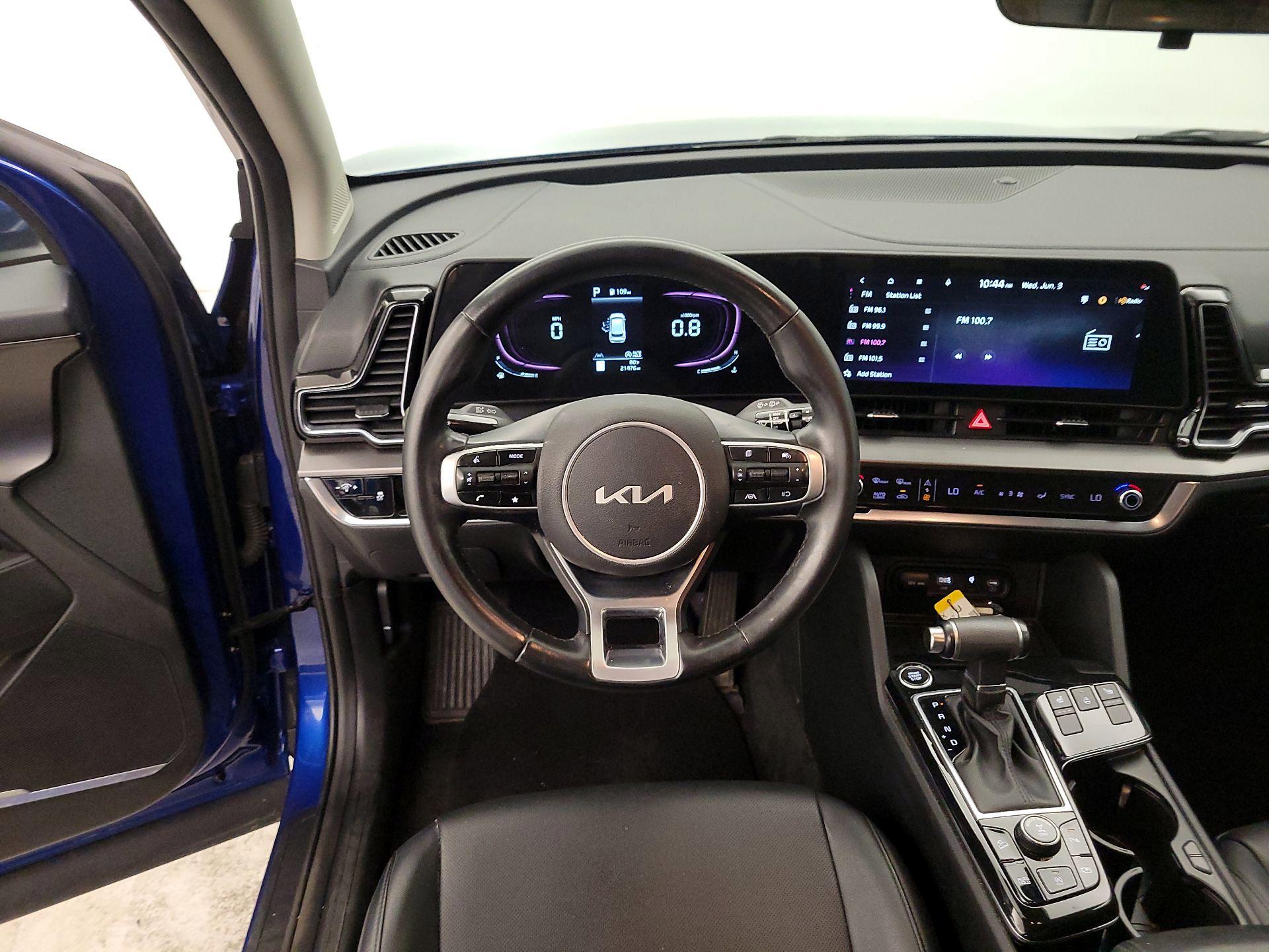 Thumbnail: 2023 Kia Sportage - 10