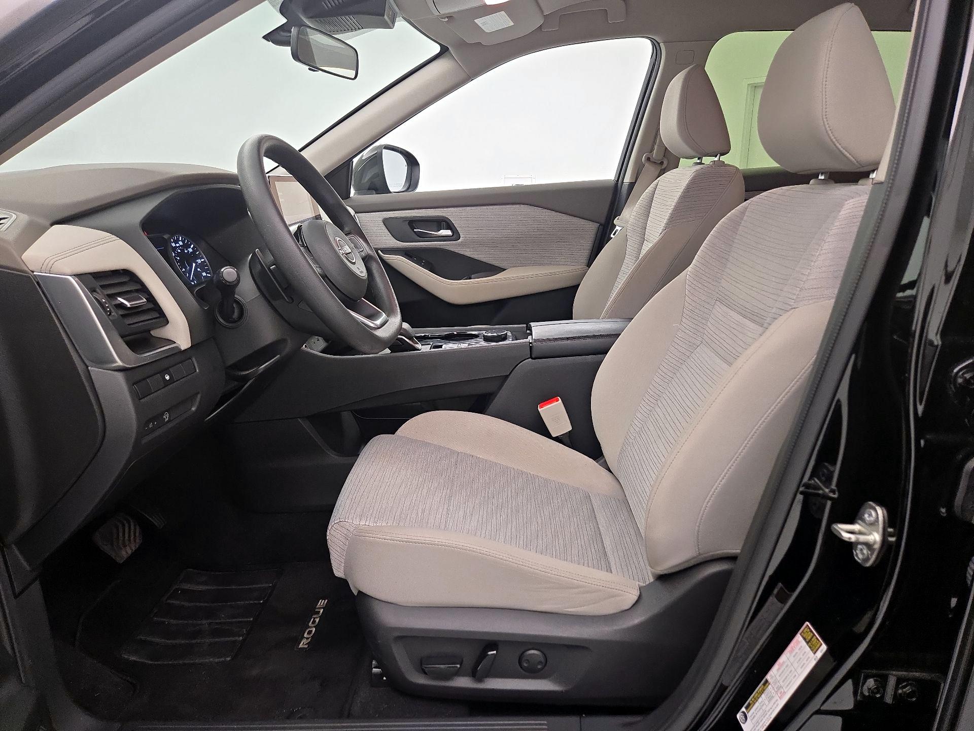 Thumbnail: 2023 Nissan Rogue - 11