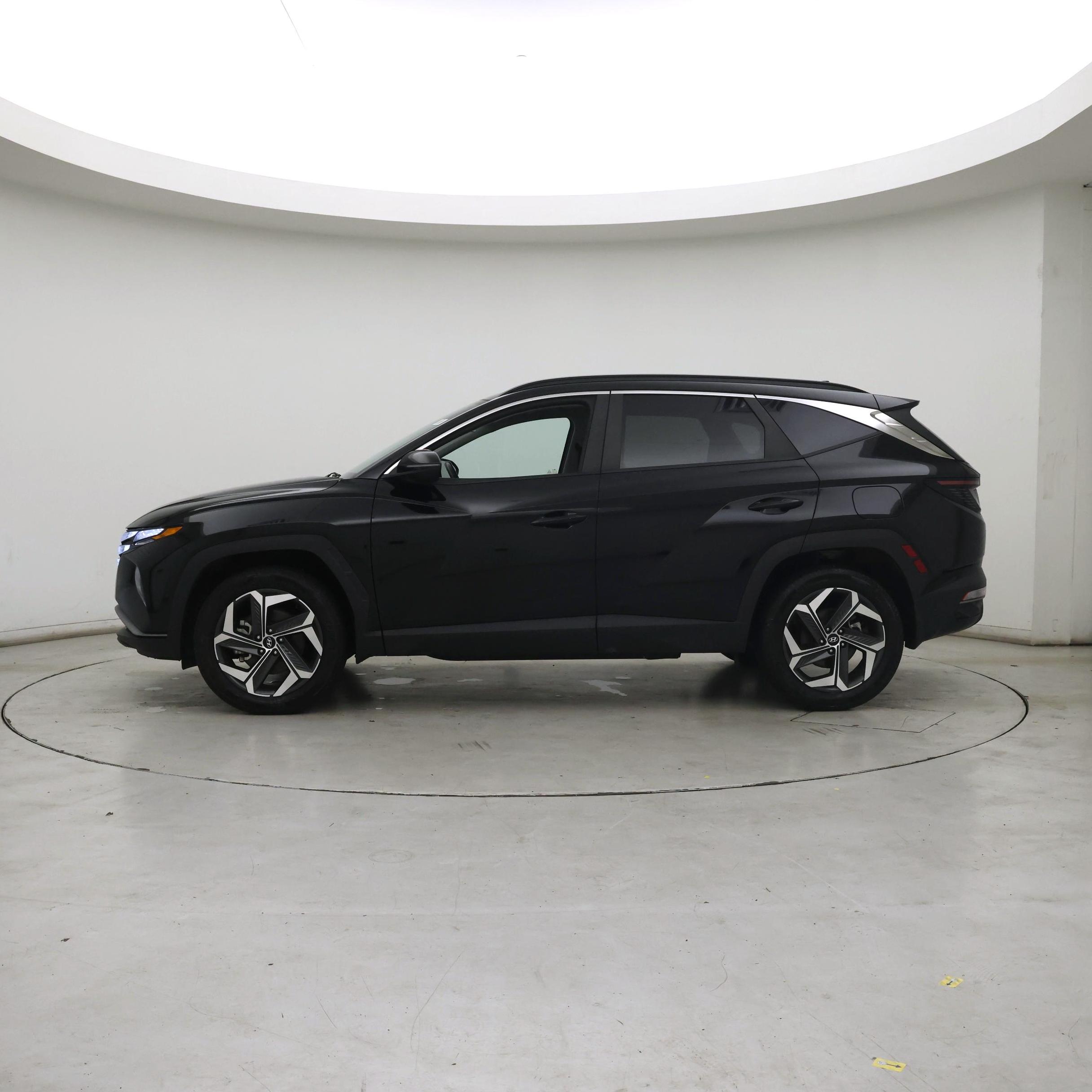 Thumbnail: 2024 Hyundai Tucson - 3