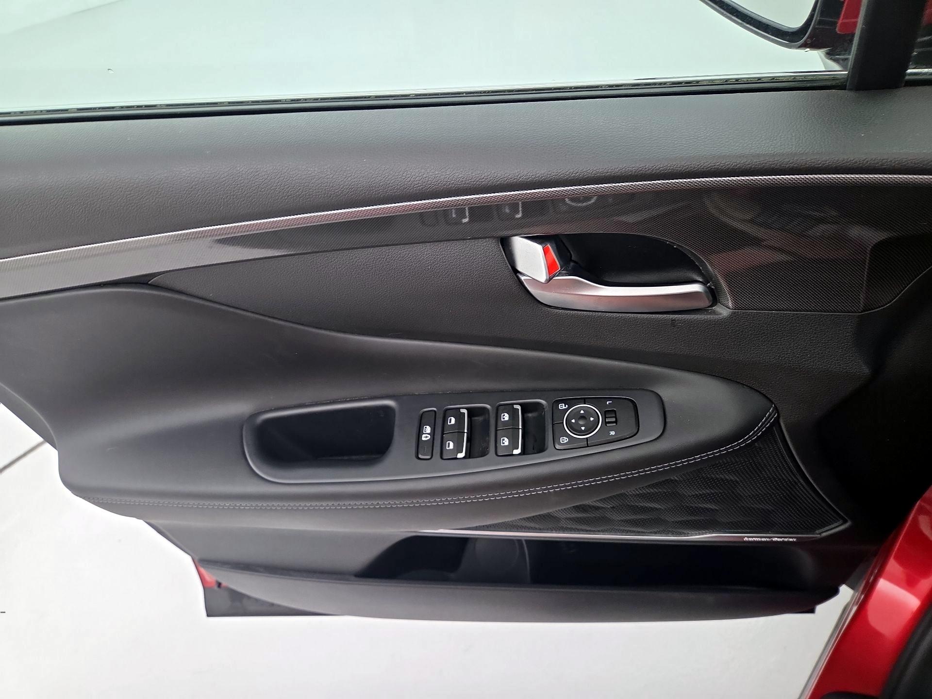 Thumbnail: 2023 Hyundai Santa Fe - 12