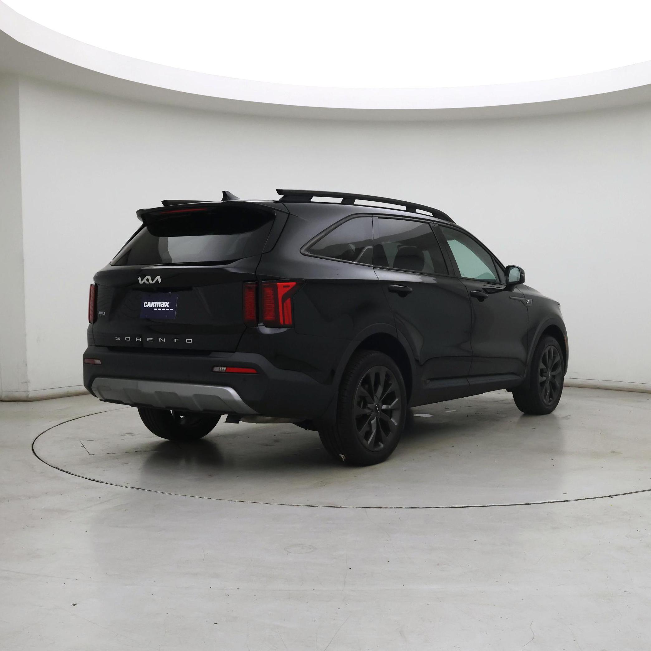 Thumbnail: 2022 Kia Sorento - 8