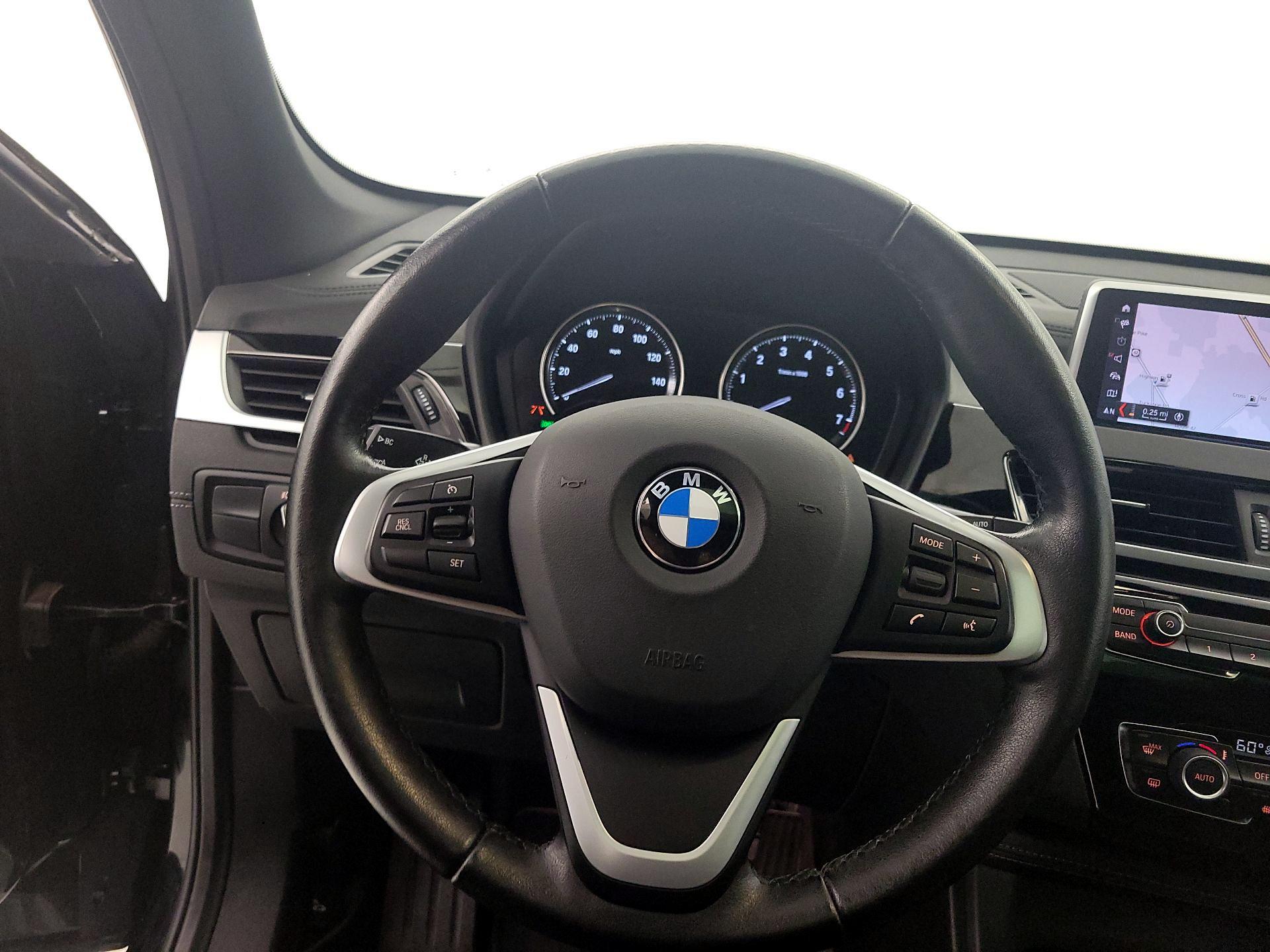 Thumbnail: 2022 BMW X1 - 9