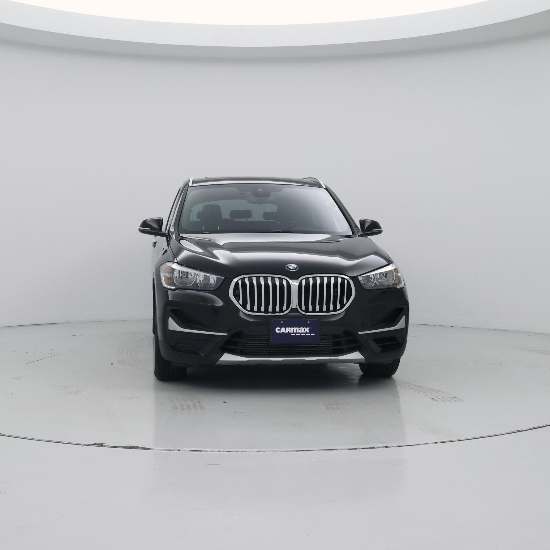 Thumbnail: 2022 BMW X1 - 5