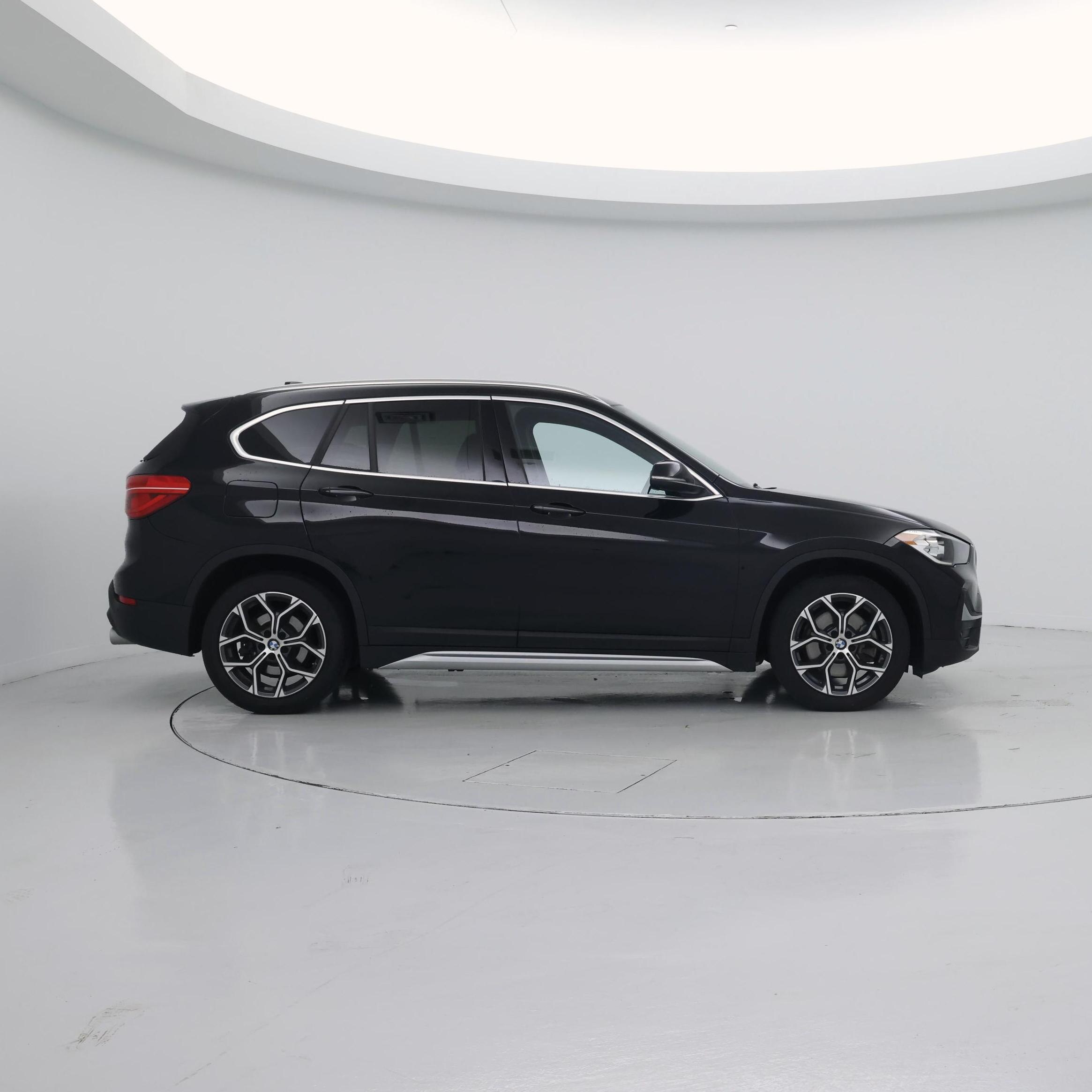 Thumbnail: 2022 BMW X1 - 7