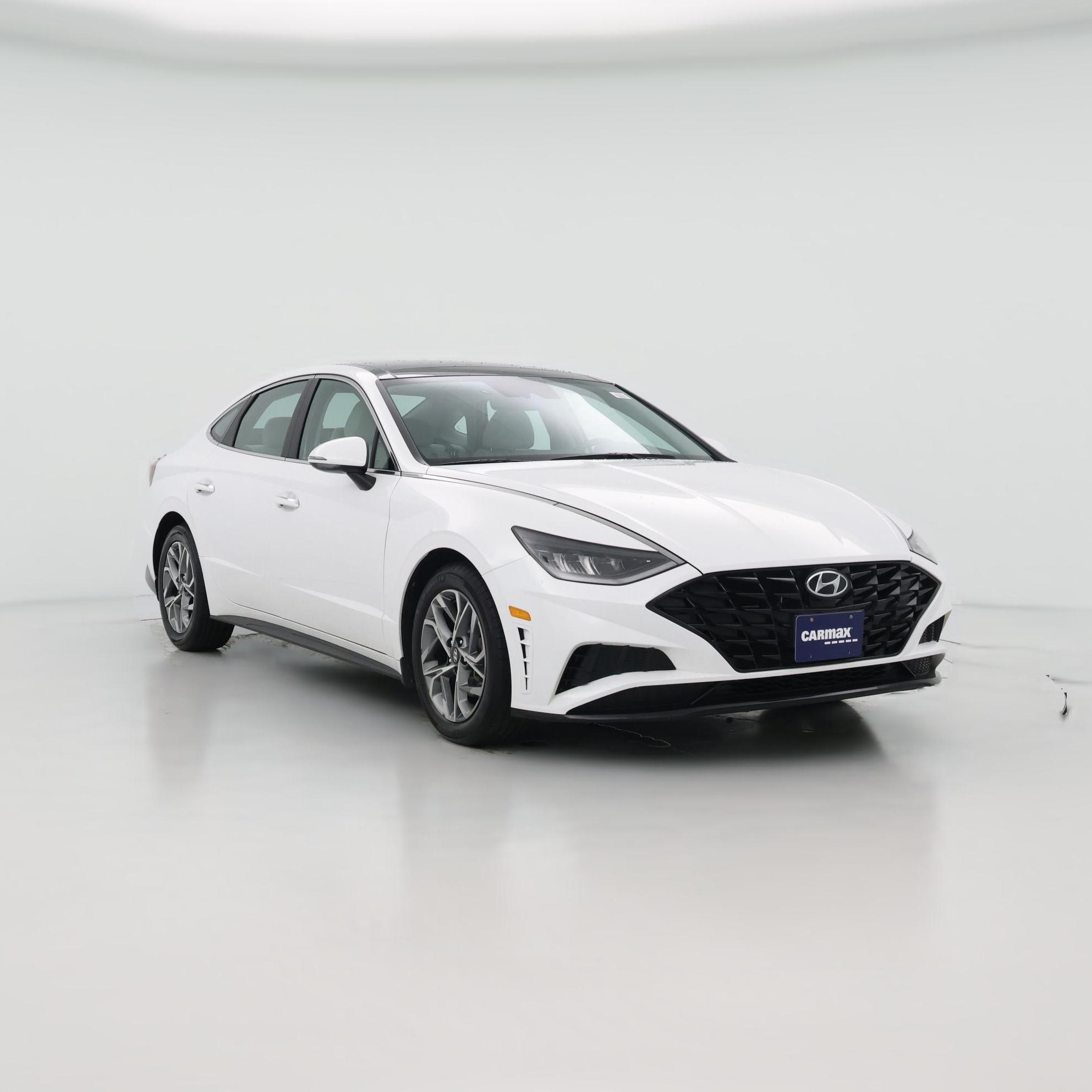 Thumbnail: 2023 Hyundai Sonata - 1