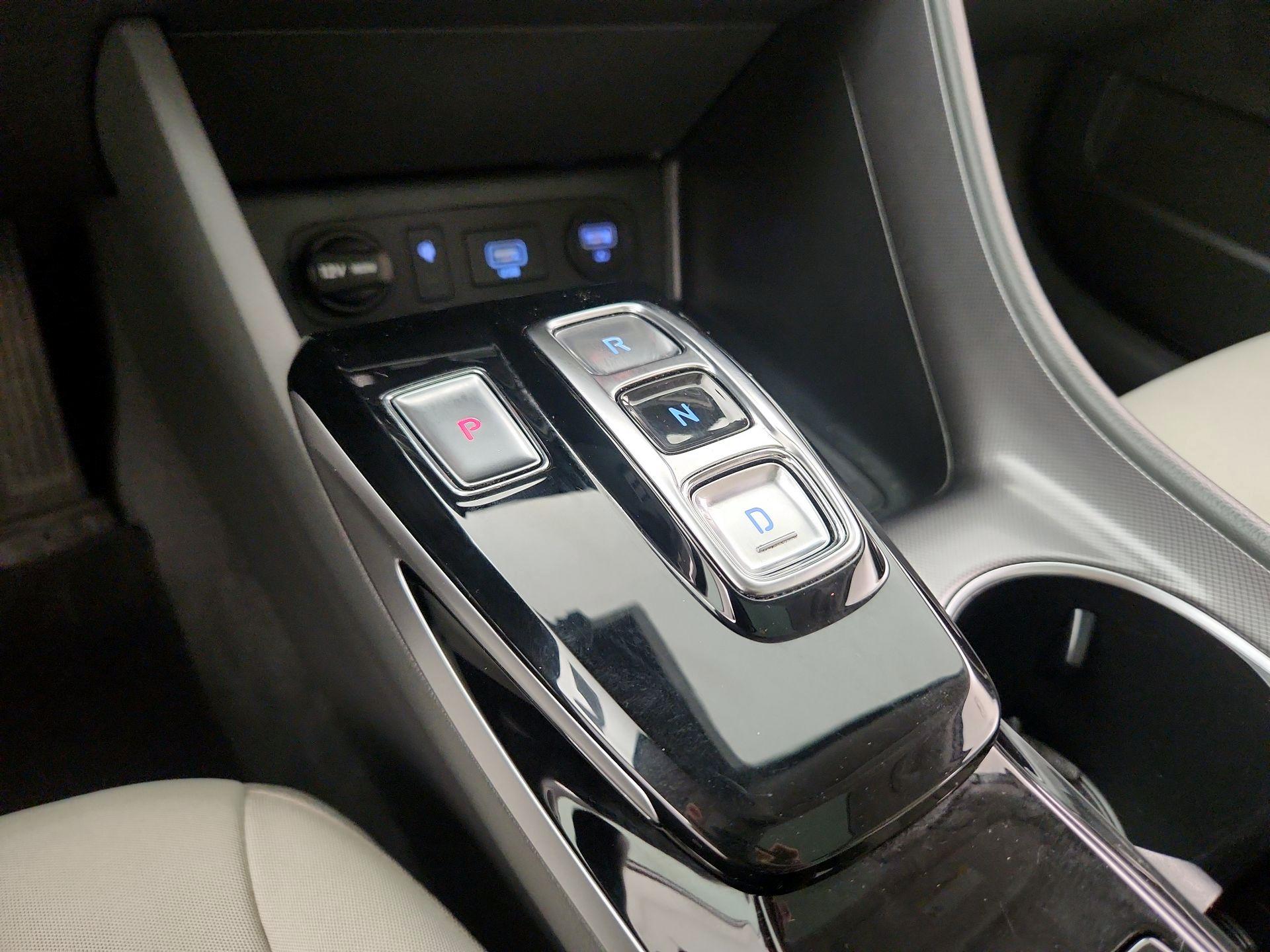 Thumbnail: 2023 Hyundai Sonata - 18