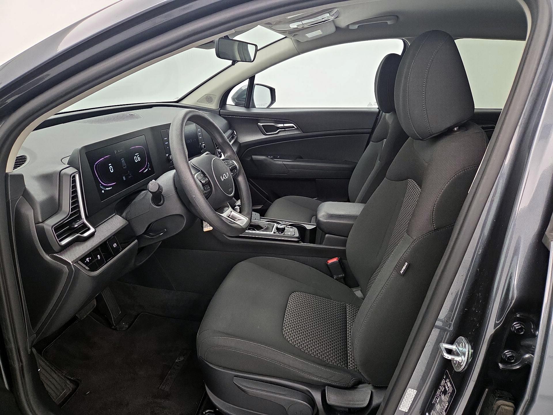 Thumbnail: 2023 Kia Sportage - 11