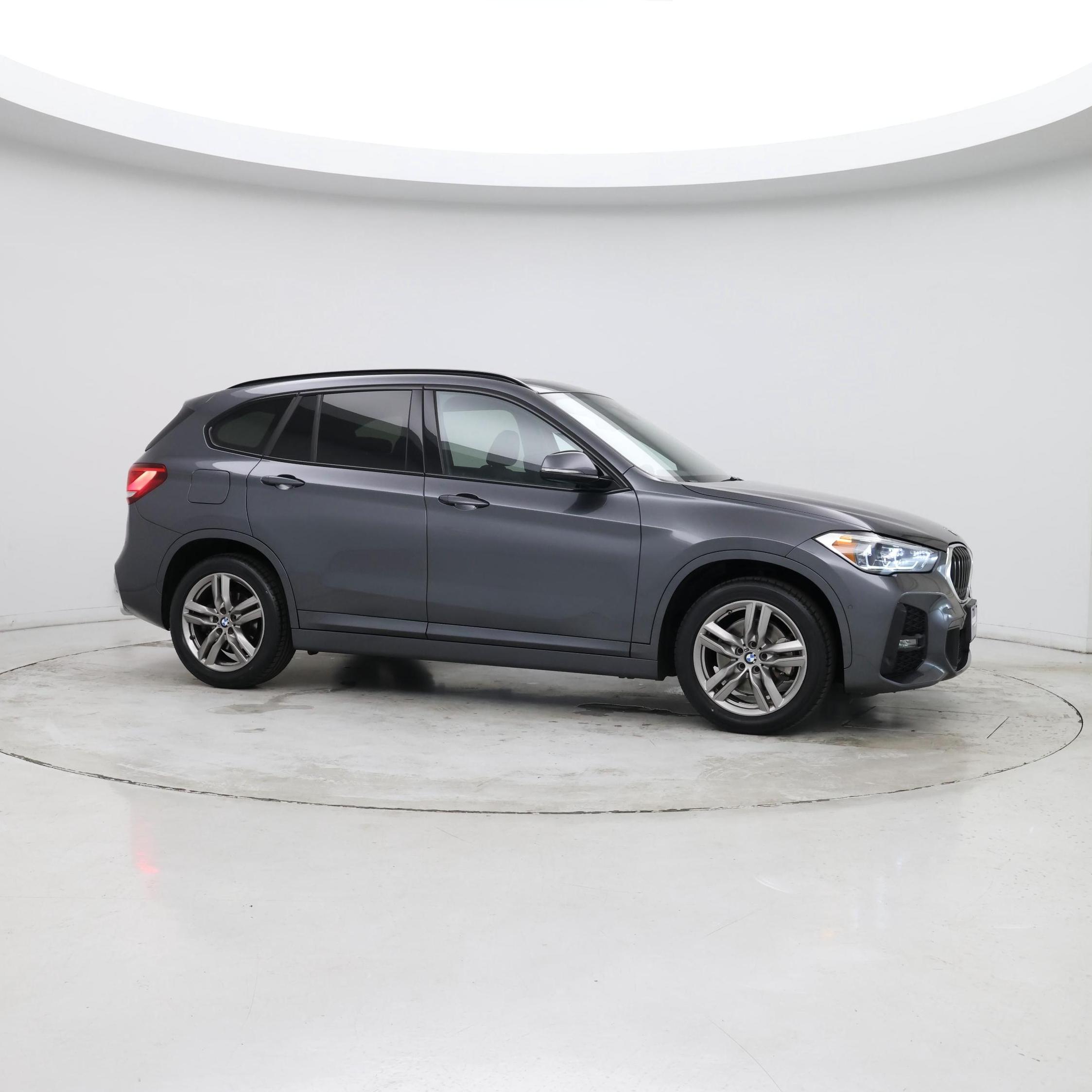 Thumbnail: 2021 BMW X1 - 7