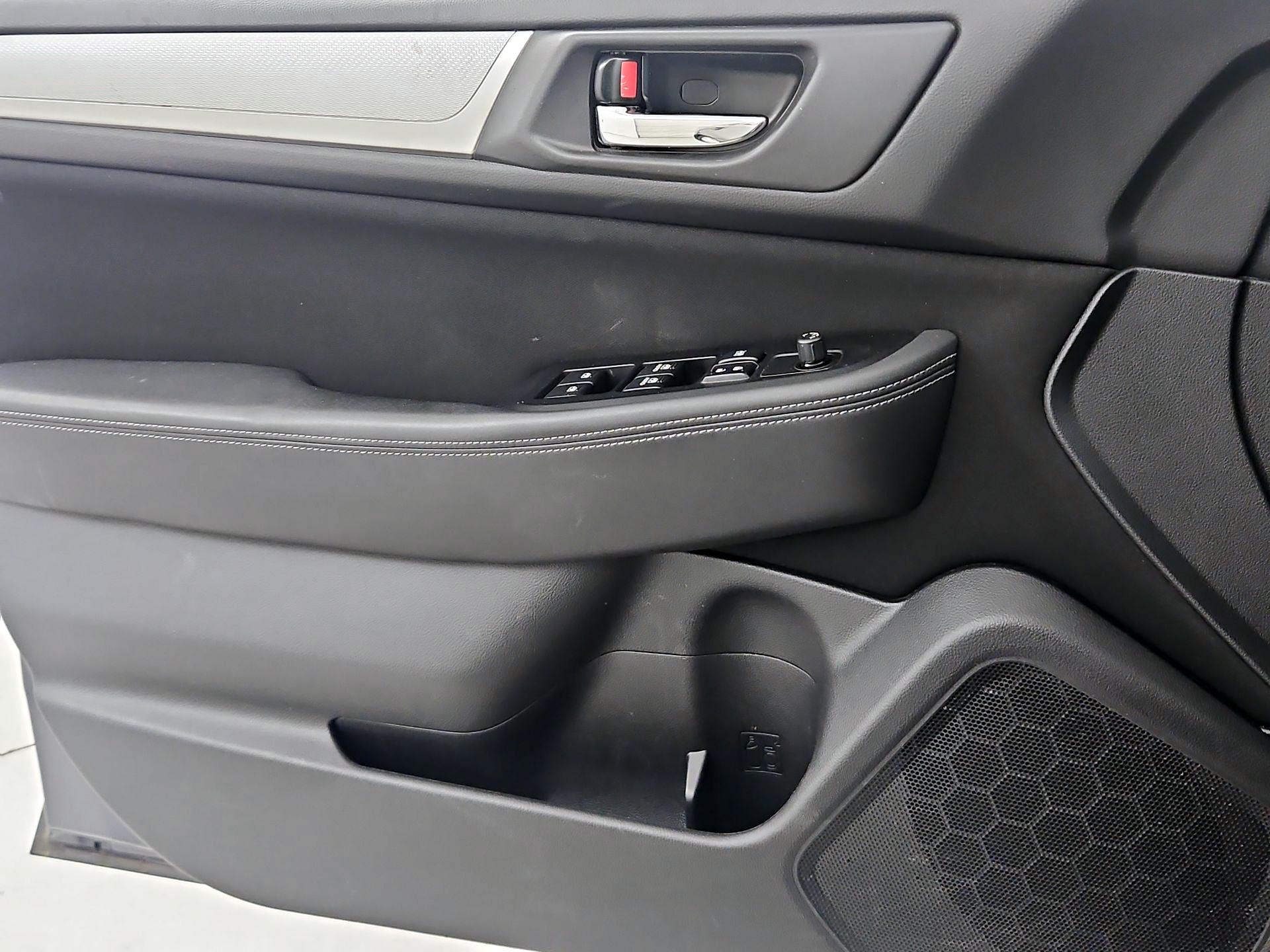 Thumbnail: 2015 Subaru Legacy - 12