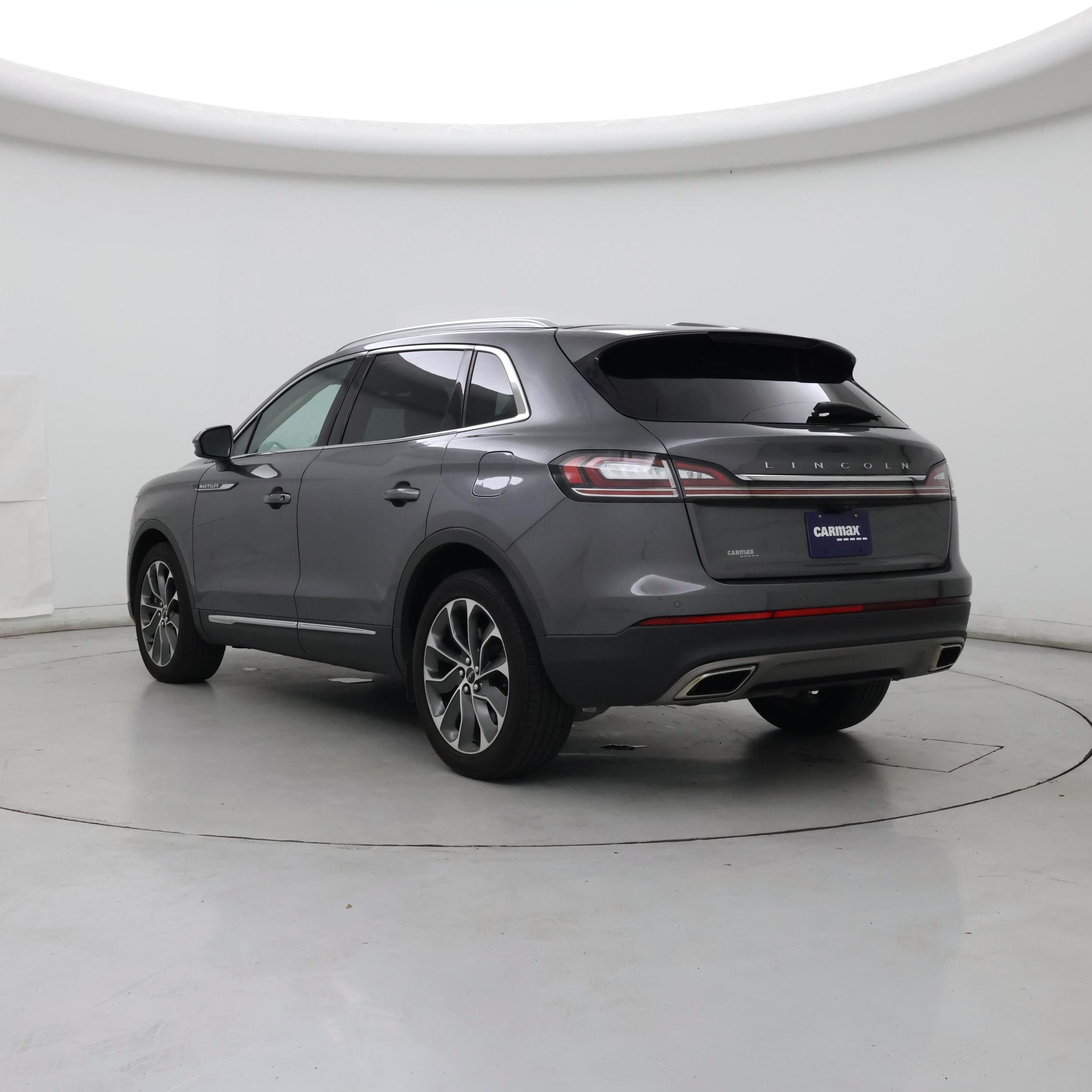 Thumbnail: 2022 Lincoln Nautilus - 2