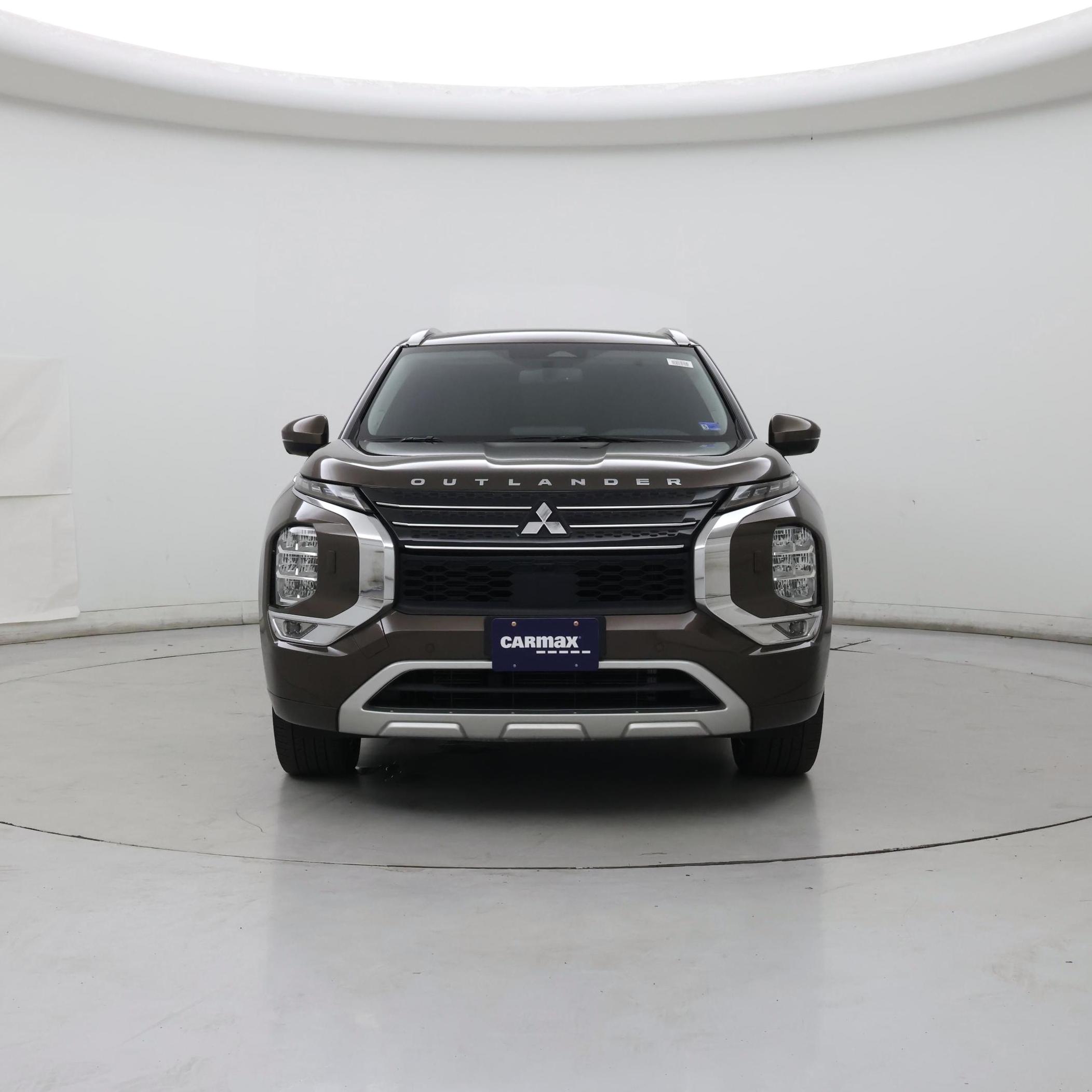 Thumbnail: 2024 Mitsubishi Outlander - 5