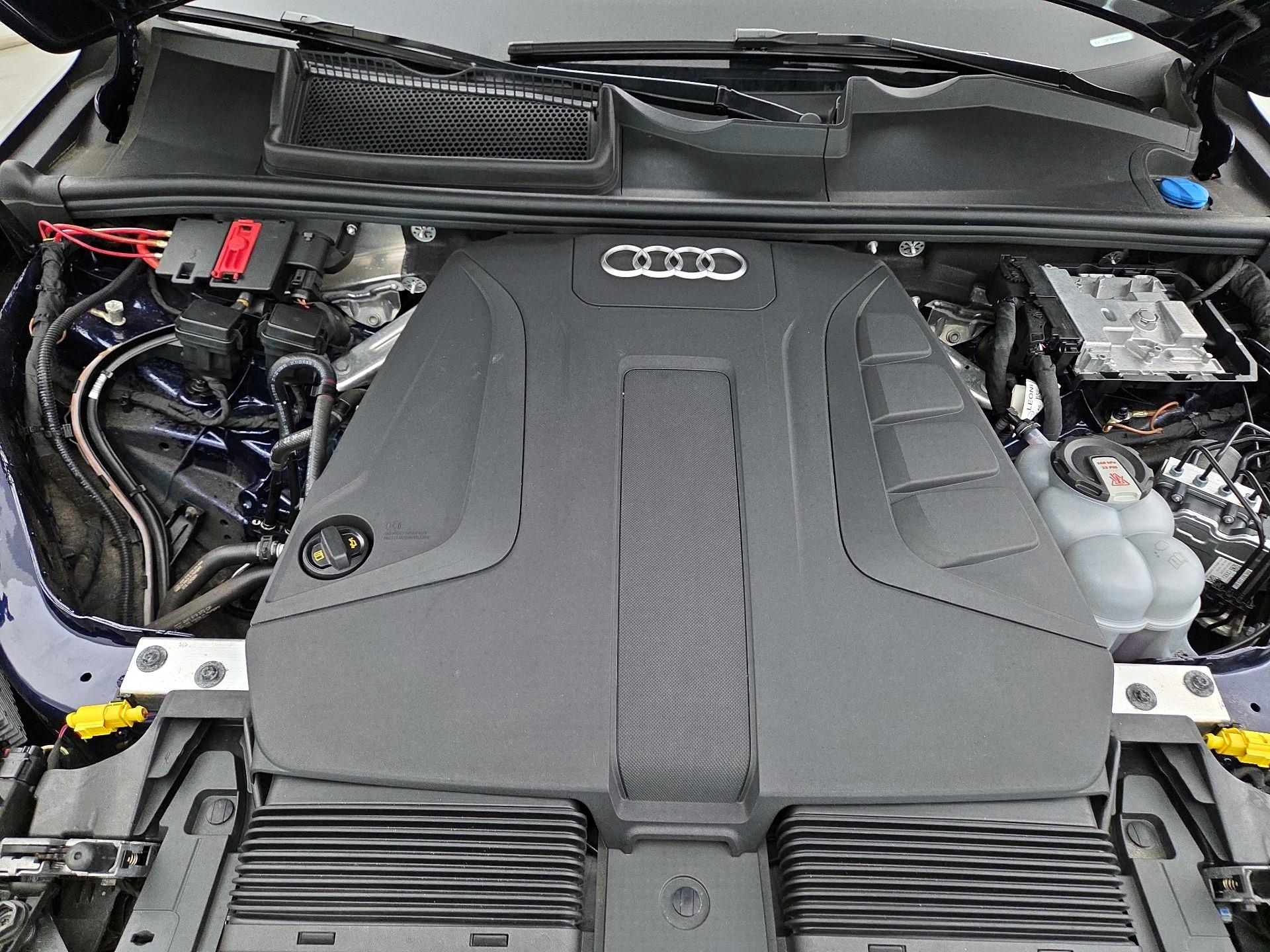 Thumbnail: 2023 Audi Q7 - 20