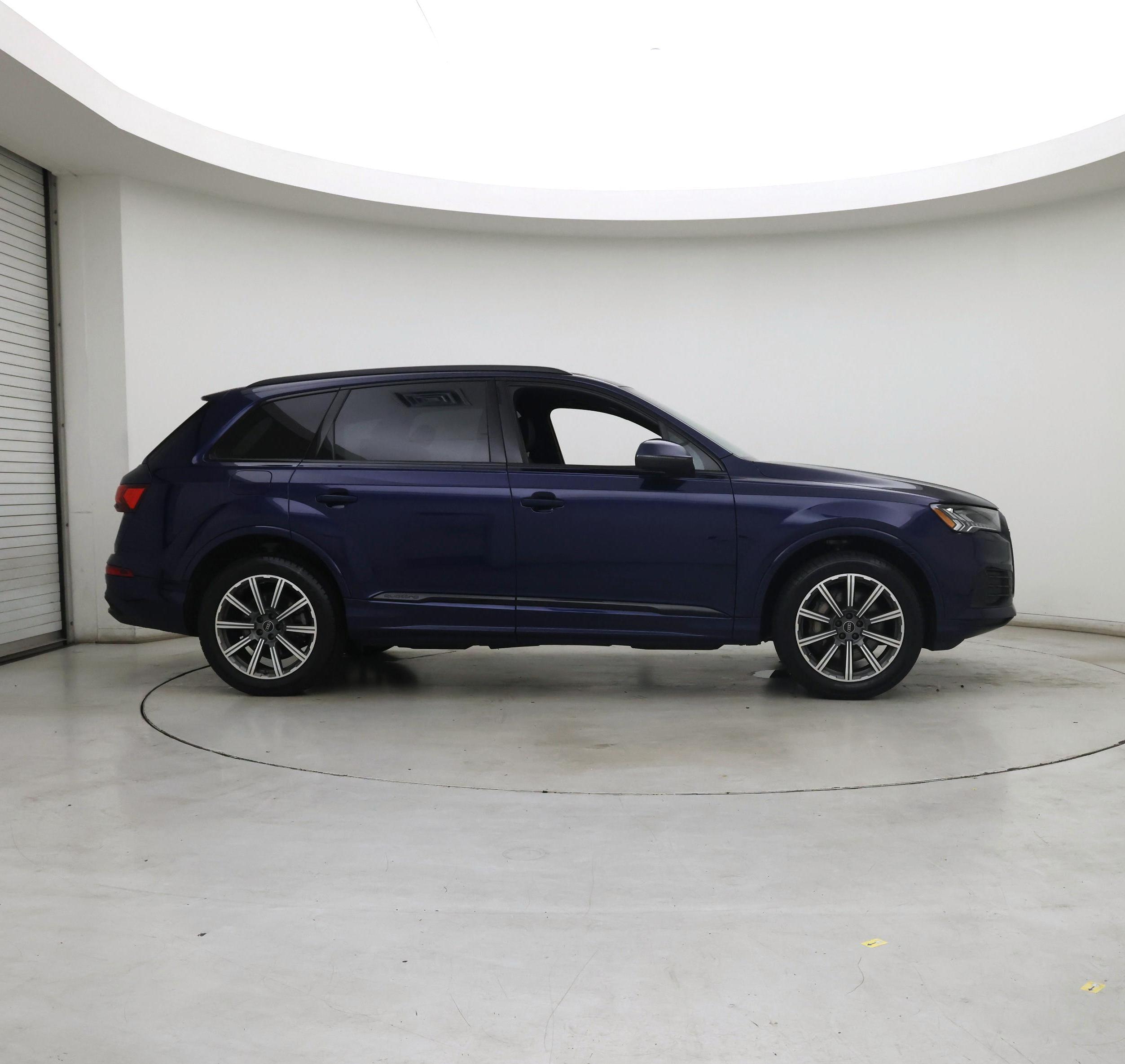 Thumbnail: 2023 Audi Q7 - 7