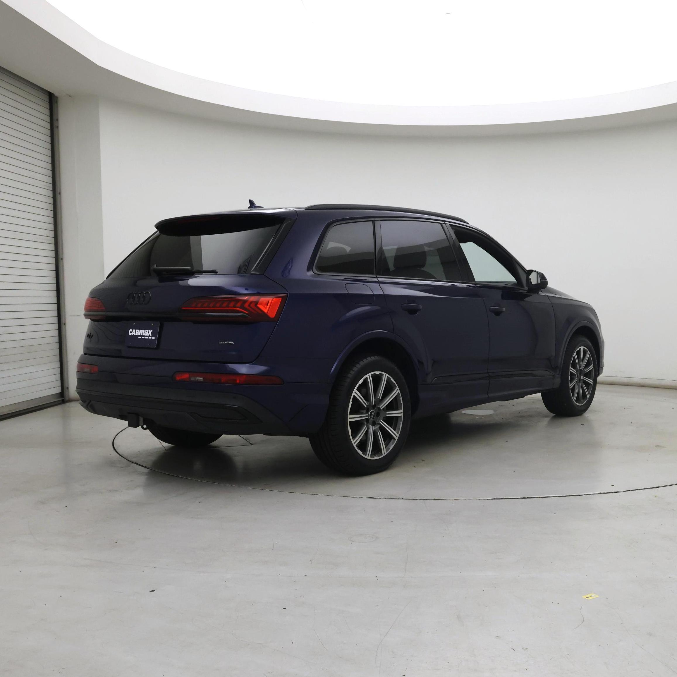 Thumbnail: 2023 Audi Q7 - 8
