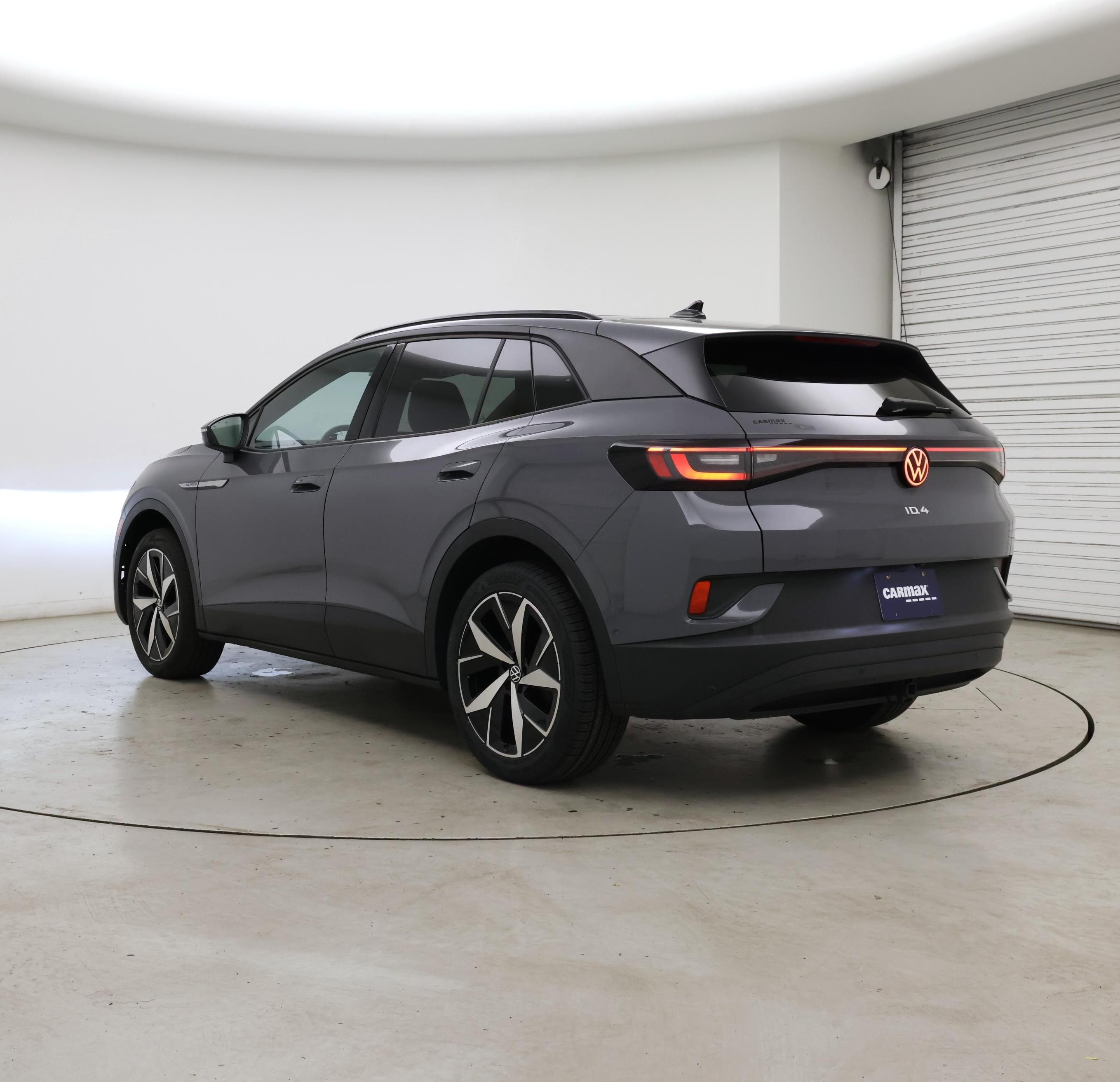 Thumbnail: 2023 Volkswagen ID.4 - 2
