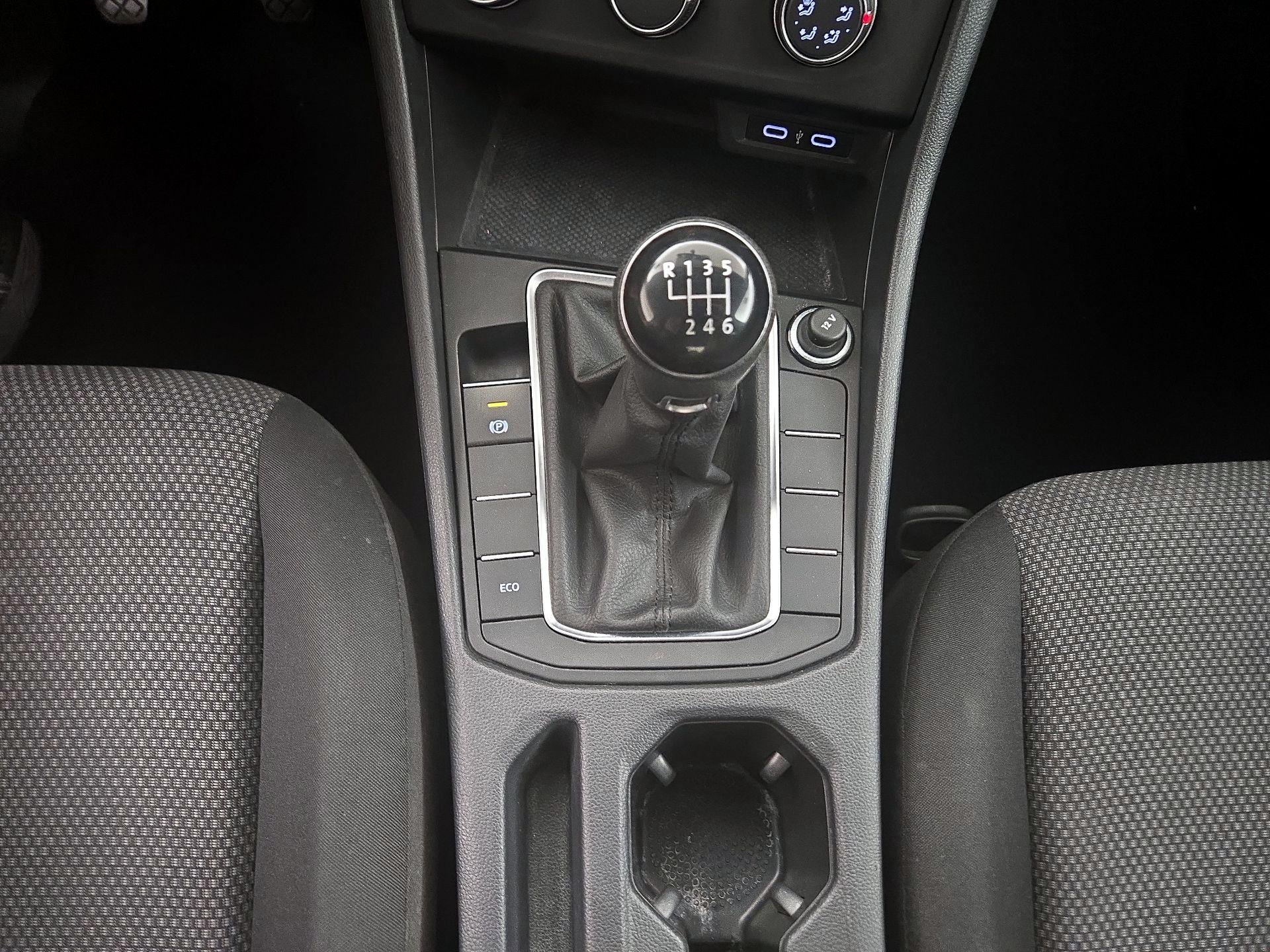Thumbnail: 2021 Volkswagen Jetta - 16