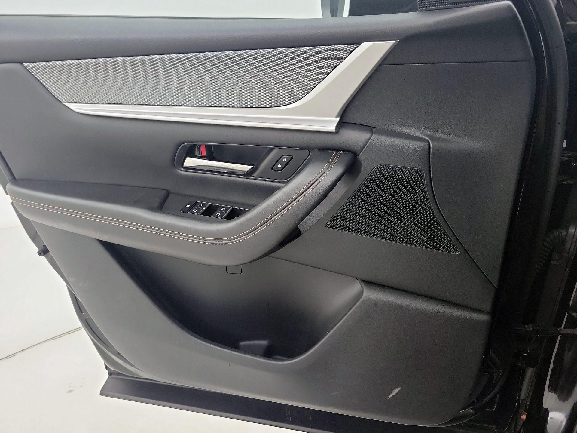 Thumbnail: 2024 Mazda CX-90 - 12