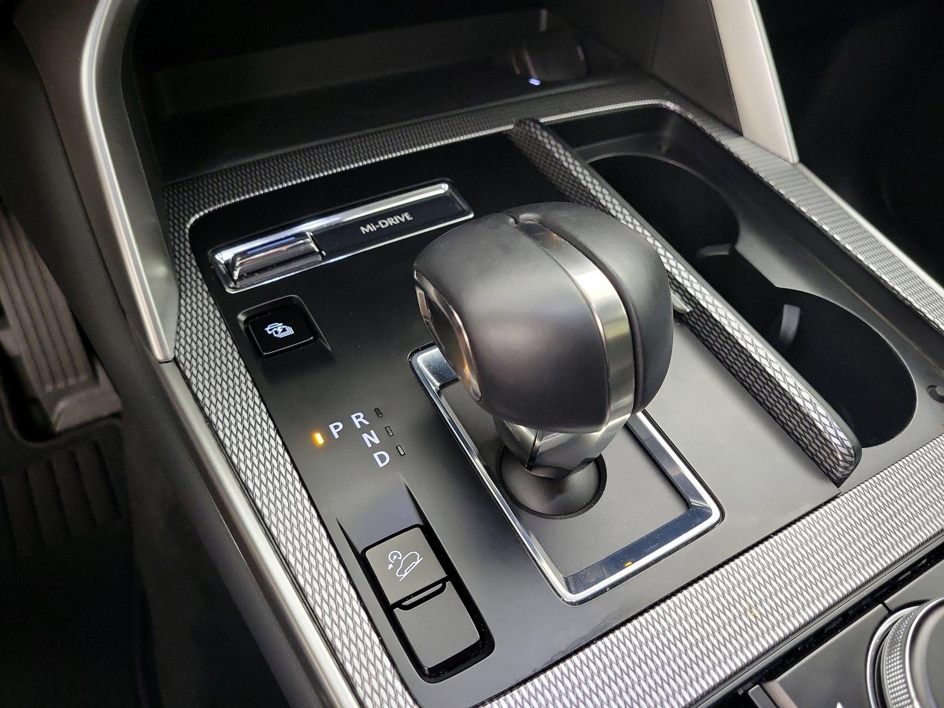 Thumbnail: 2024 Mazda CX-90 - 18