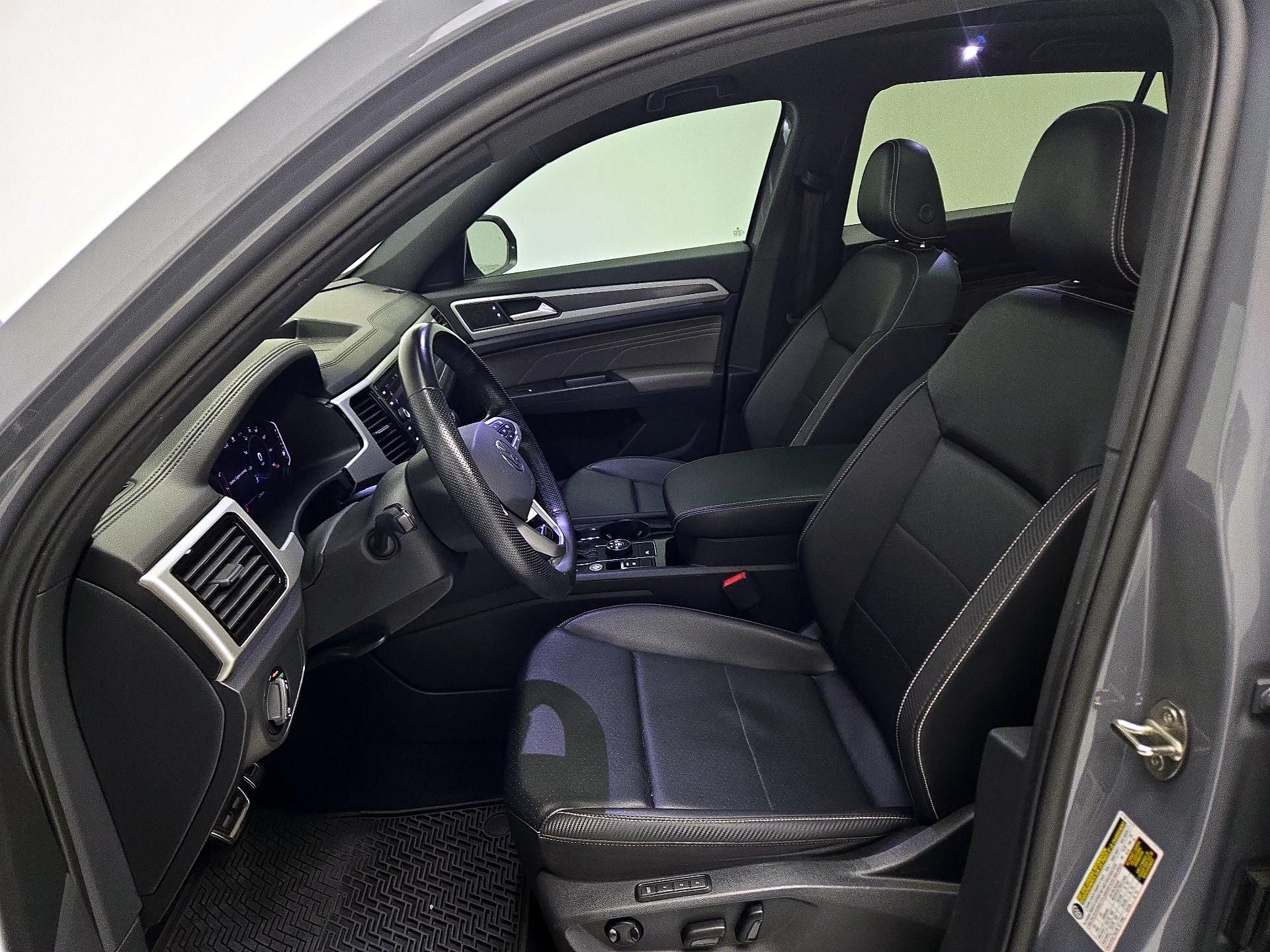 Thumbnail: 2023 Volkswagen Atlas - 11