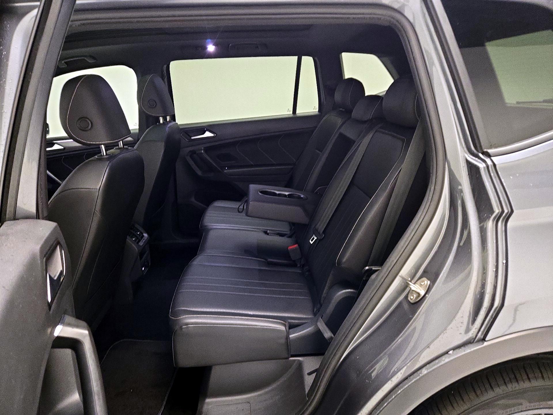 Thumbnail: 2023 Volkswagen Tiguan - 20