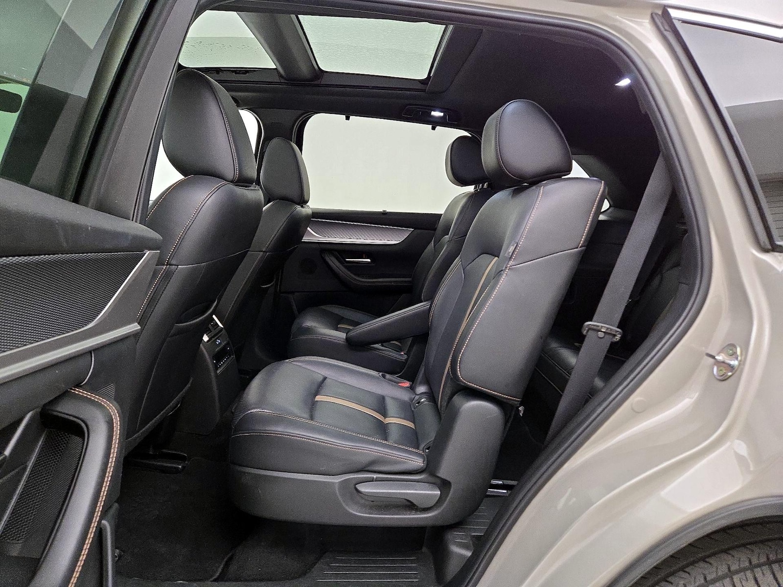 Rear Air Conditioning