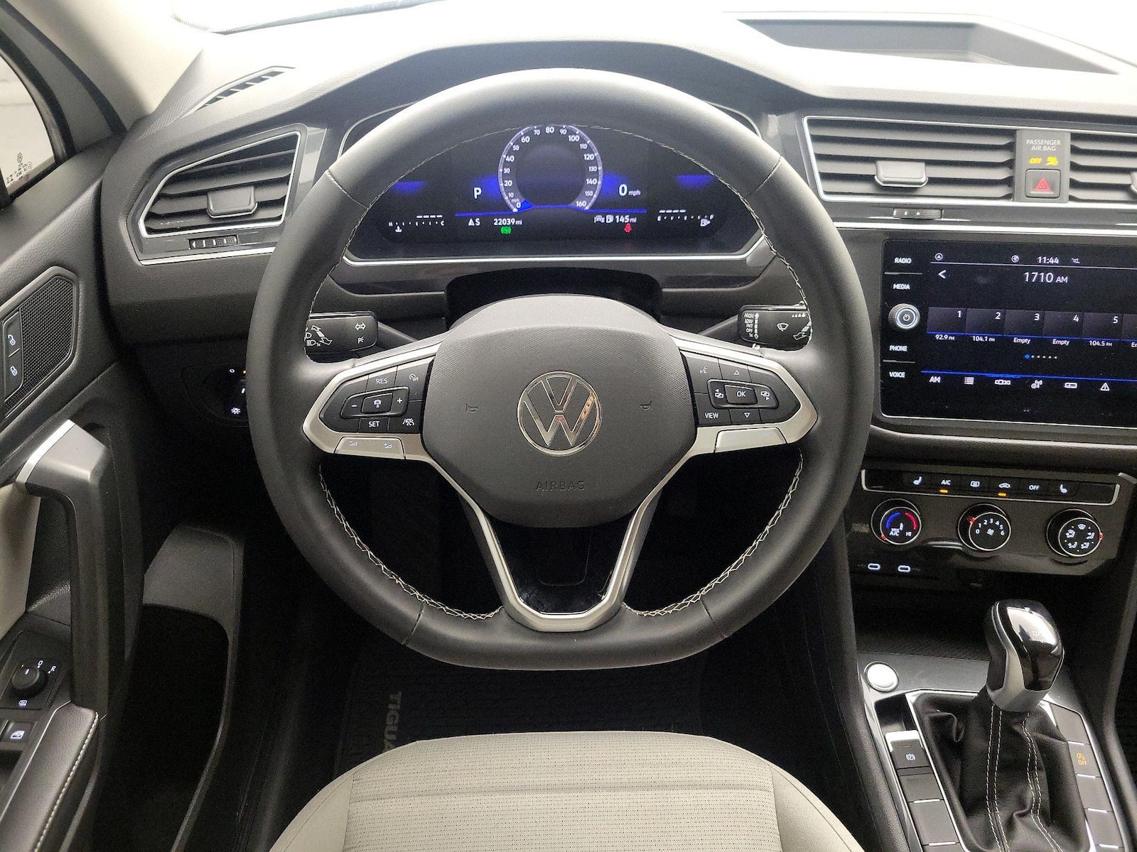 2024 Volkswagen Tiguan S - Photo 11