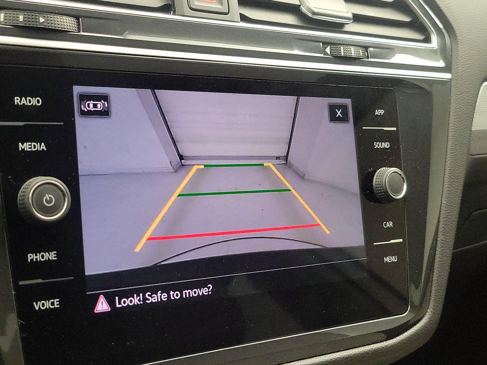 2024 Volkswagen Tiguan S - Photo 15