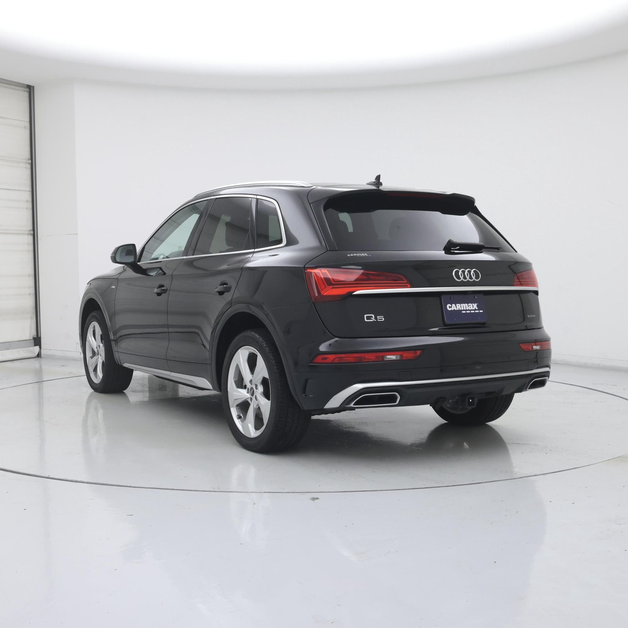 Thumbnail: 2023 Audi Q5 - 2
