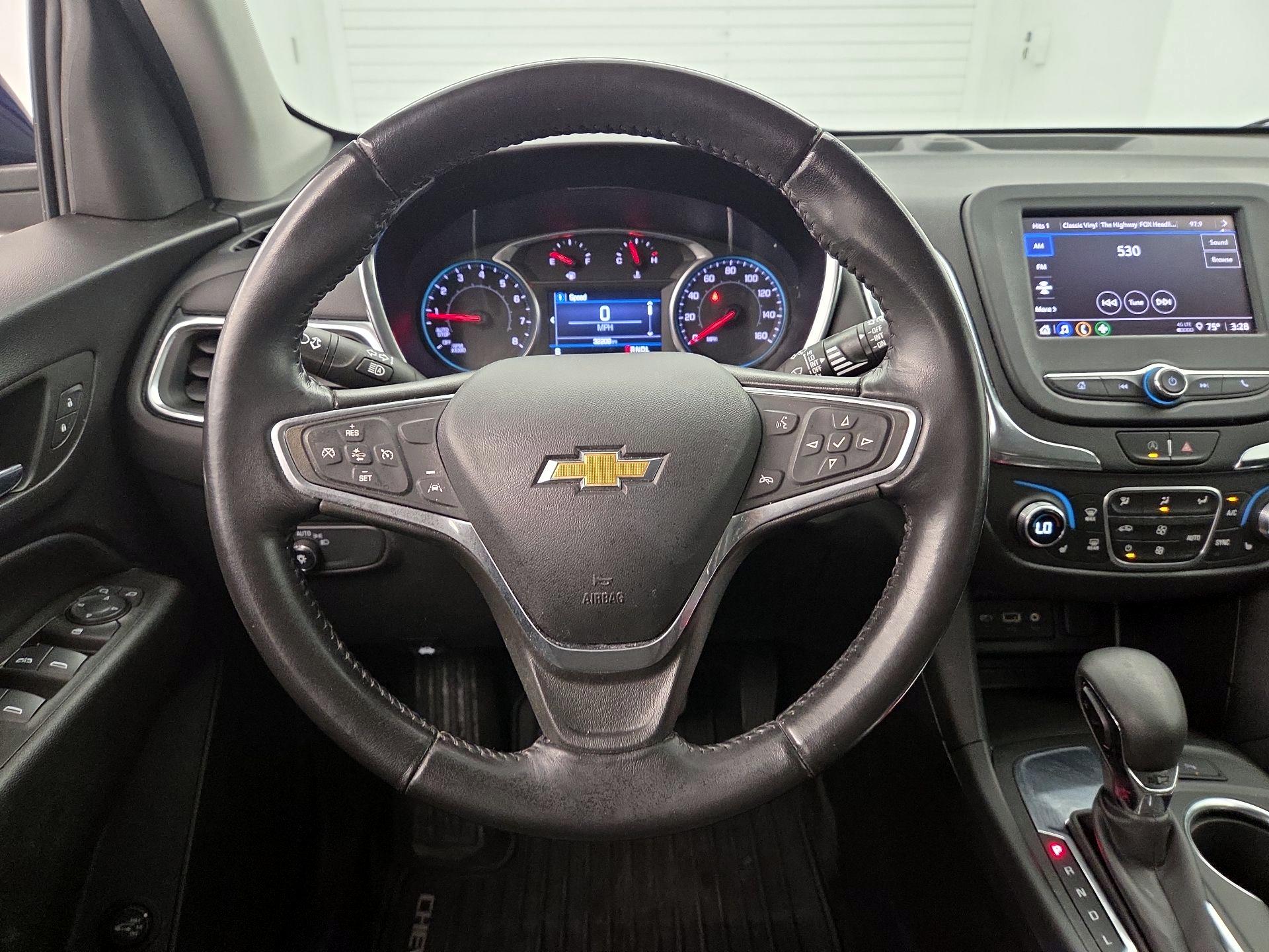 Thumbnail: 2022 Chevrolet Equinox - 10