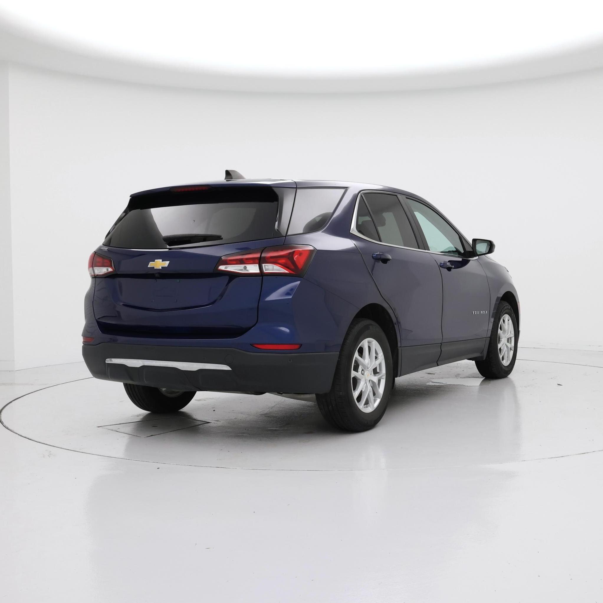 Thumbnail: 2022 Chevrolet Equinox - 8