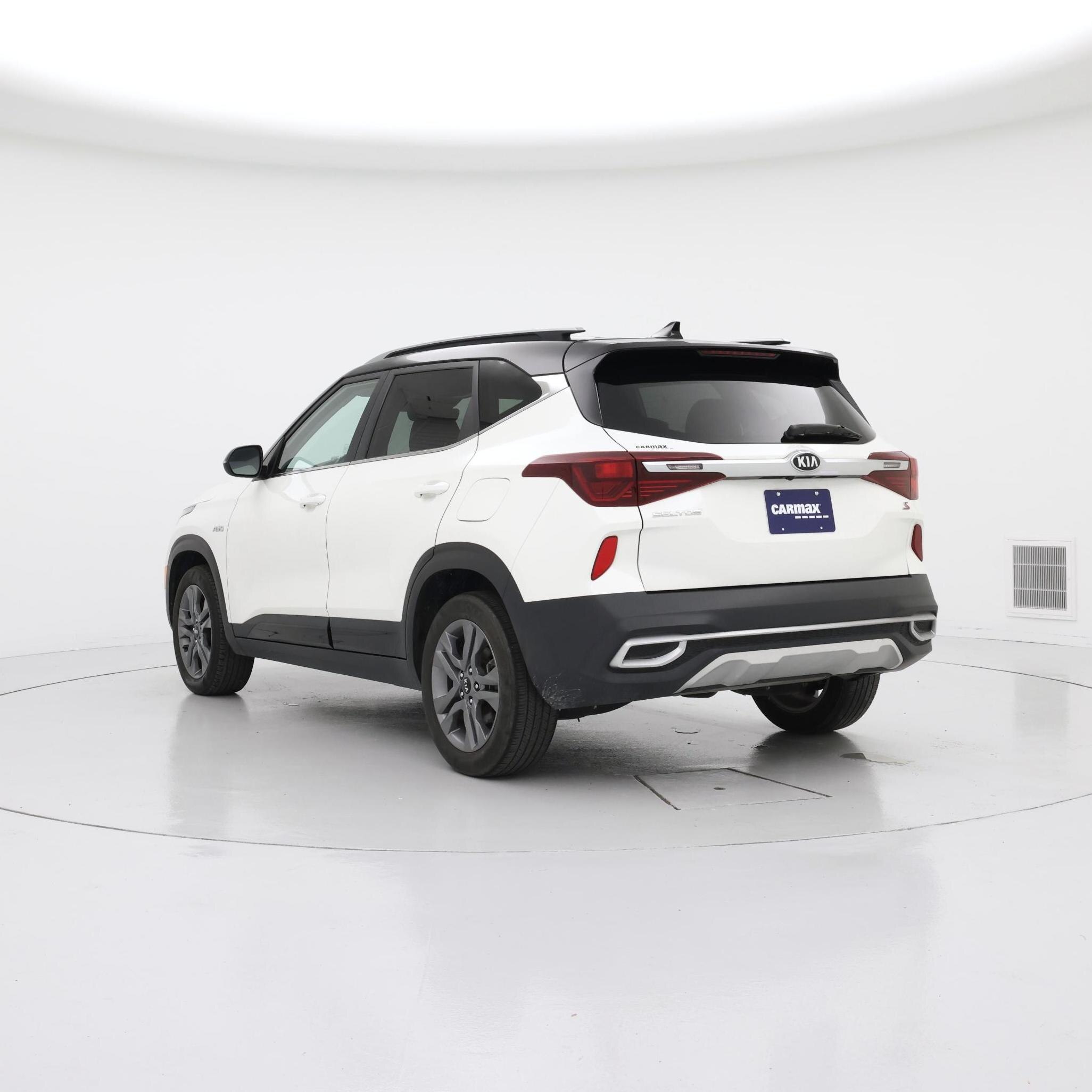 Thumbnail: 2021 Kia Seltos - 2