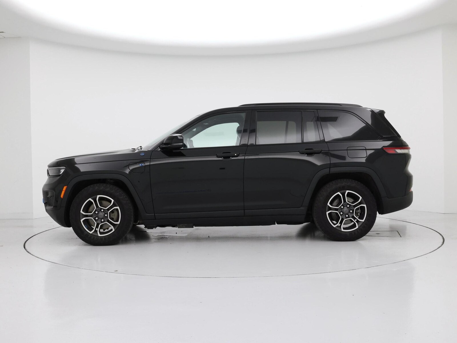 2023 Jeep Grand Cherokee Trailhawk 4xe - Photo 4