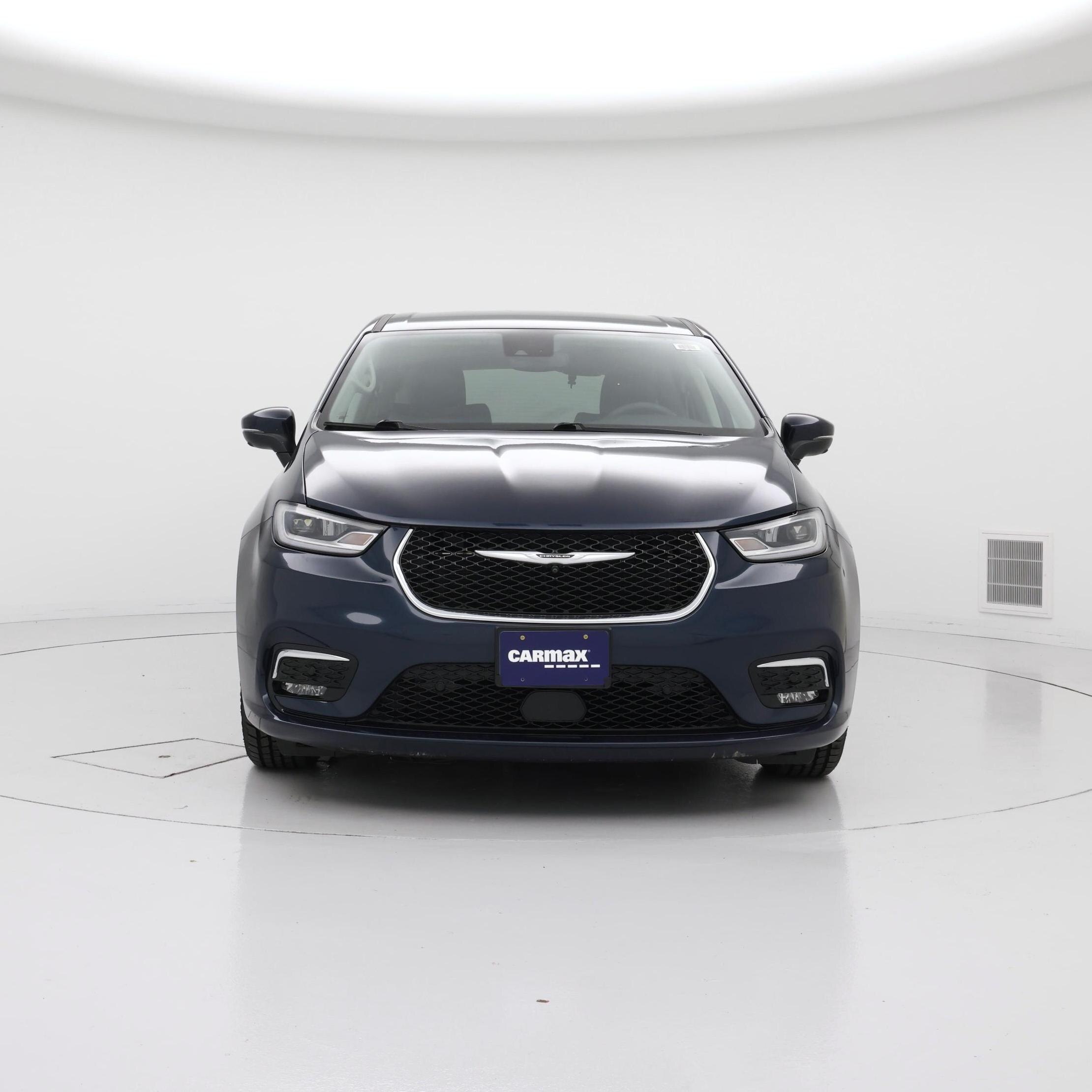 Thumbnail: 2023 Chrysler Pacifica - 5