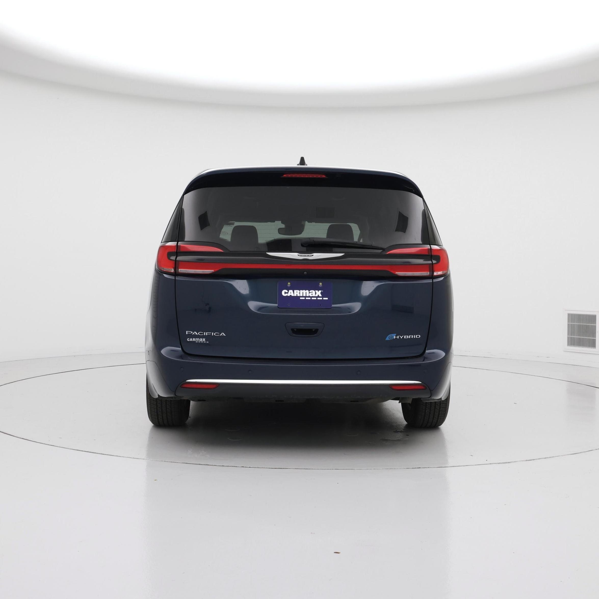 Thumbnail: 2023 Chrysler Pacifica - 6