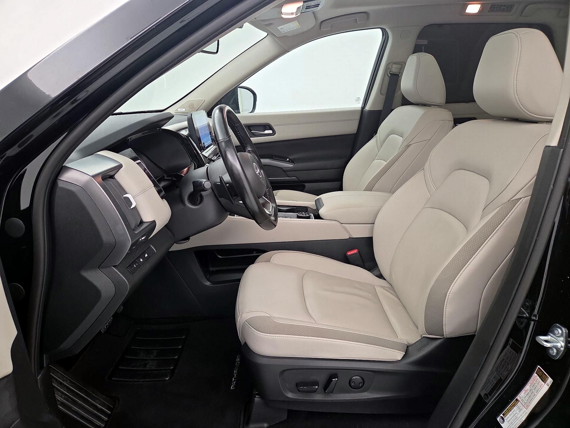 Thumbnail: 2025 Nissan Pathfinder - 11