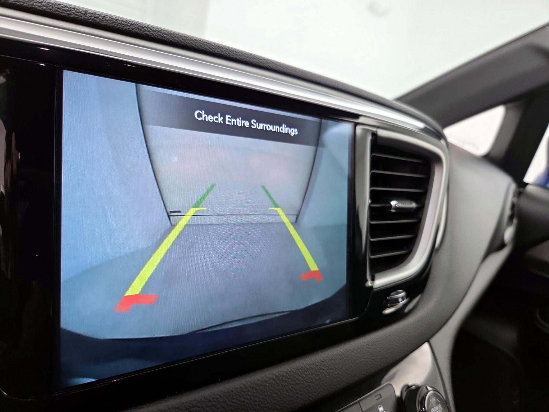Thumbnail: 2020 Chrysler Pacifica - 14