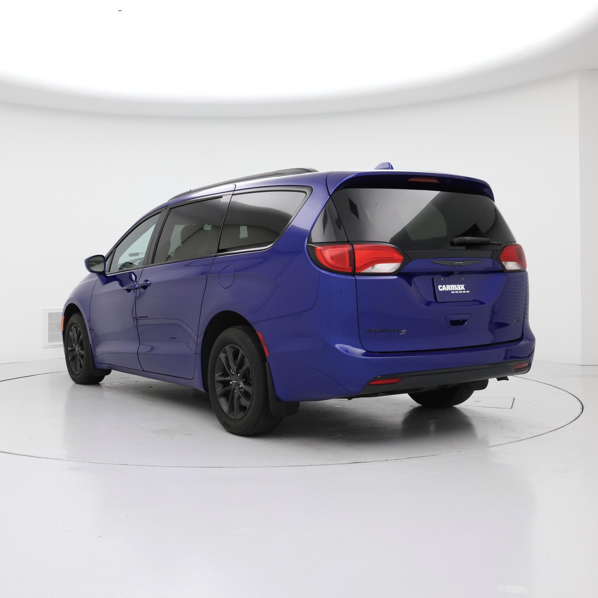 Thumbnail: 2020 Chrysler Pacifica - 2