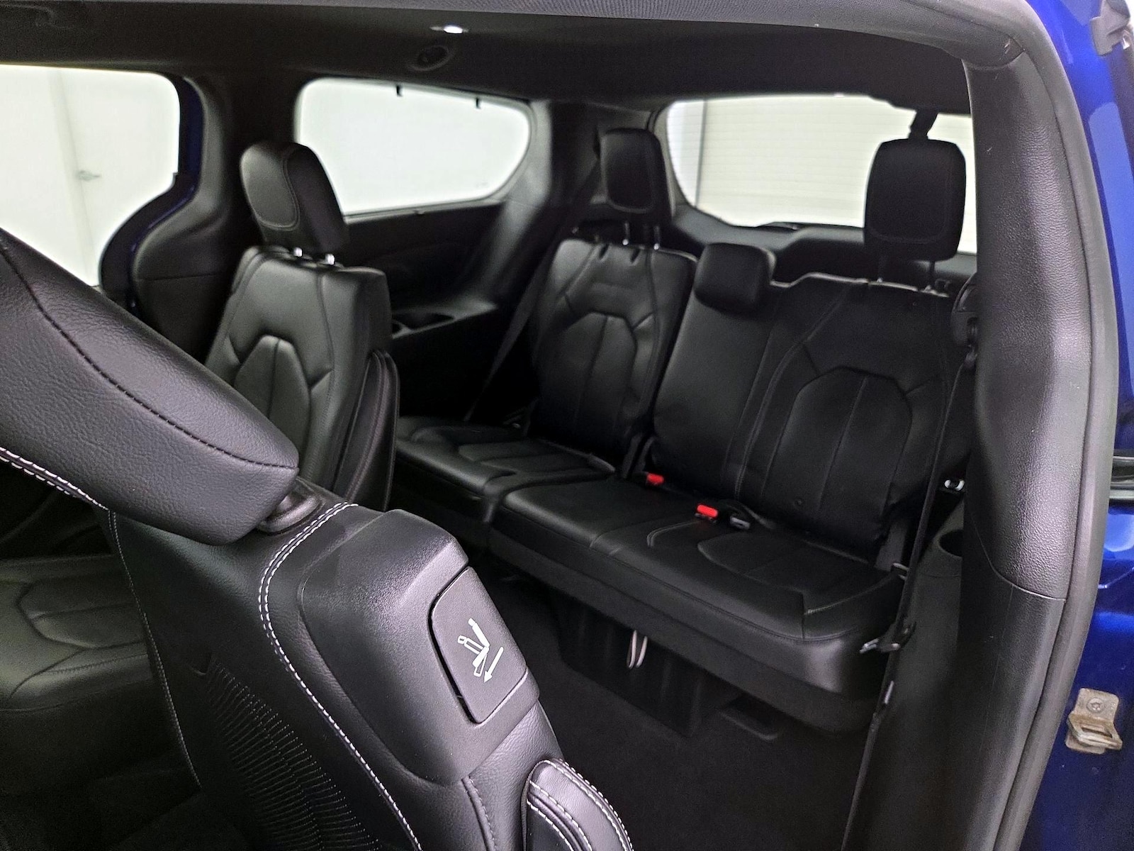 2020 Chrysler Pacifica AWD LAUNCH EDITION - Photo 21