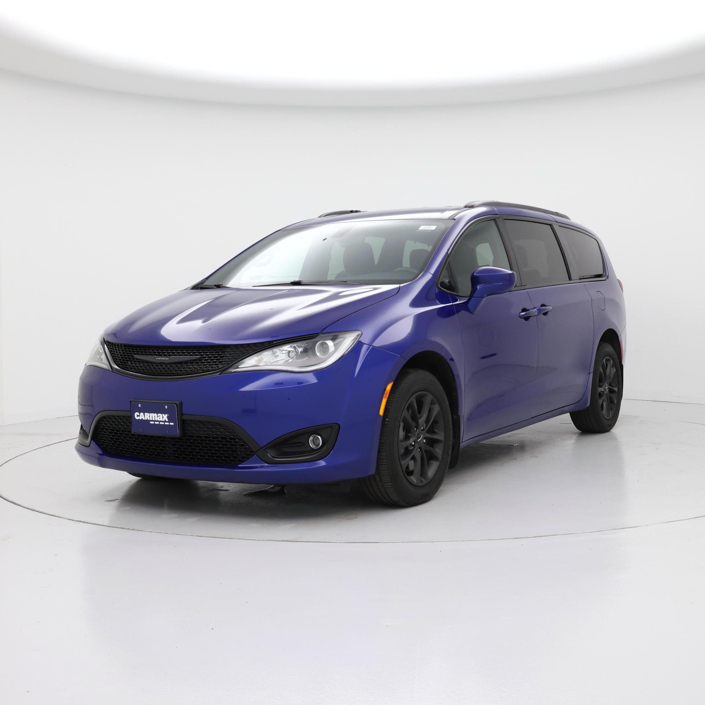 Thumbnail: 2020 Chrysler Pacifica - 4
