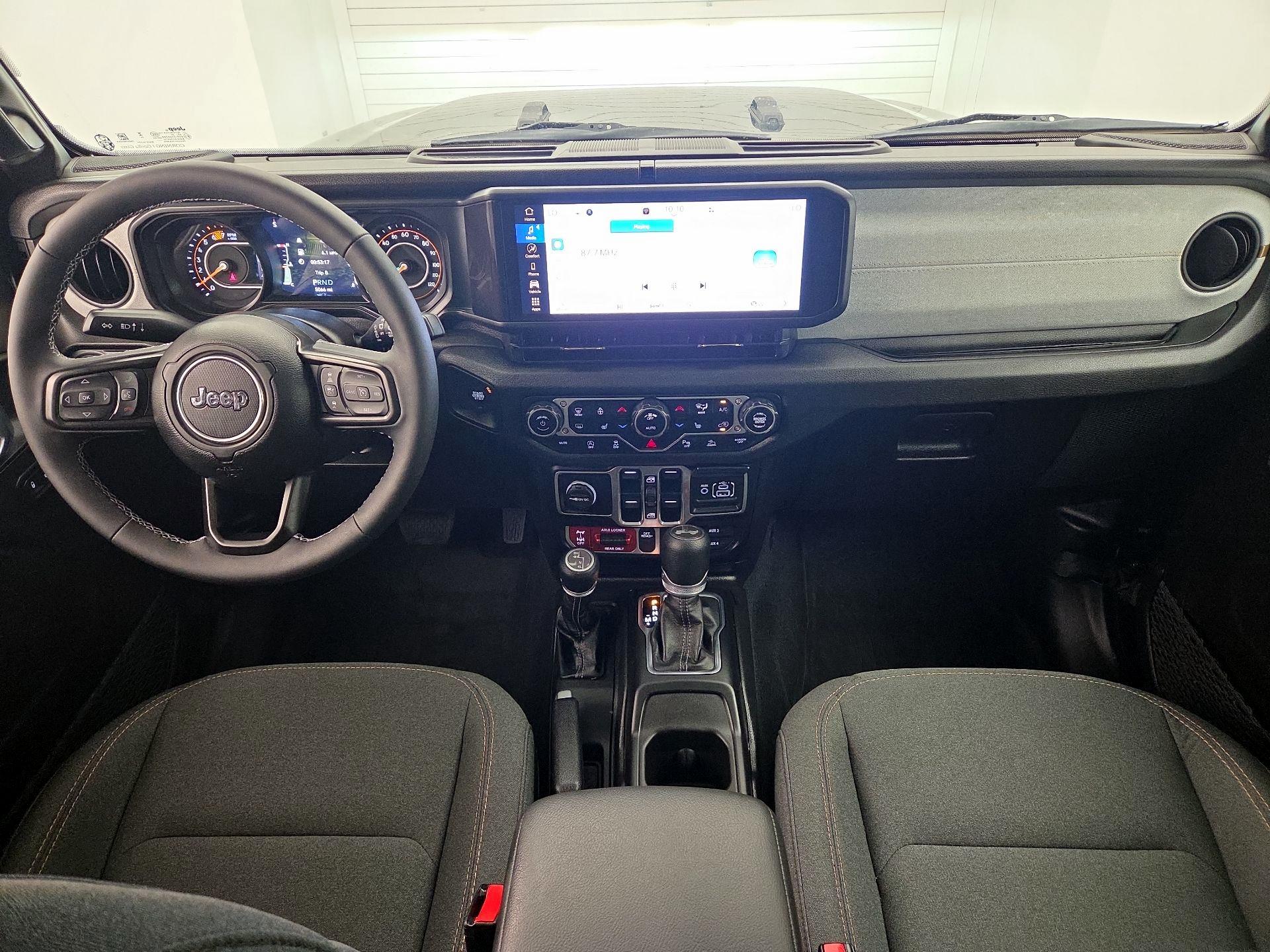 Thumbnail: 2025 Jeep Wrangler - 9